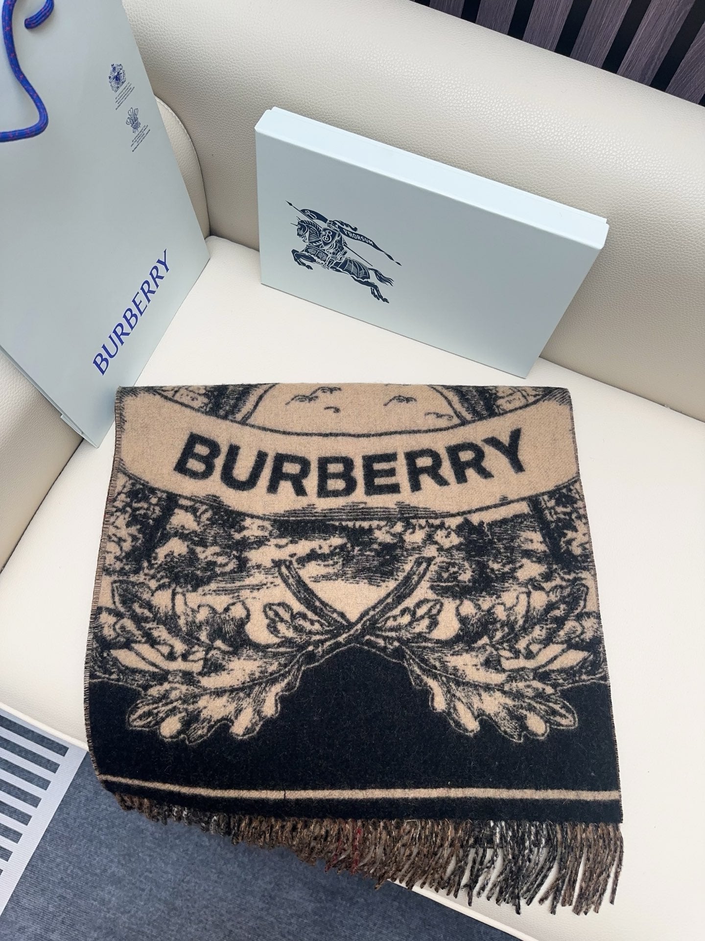 BBR Masterpiece 200CM Dark Beige Black Cashmere 293288