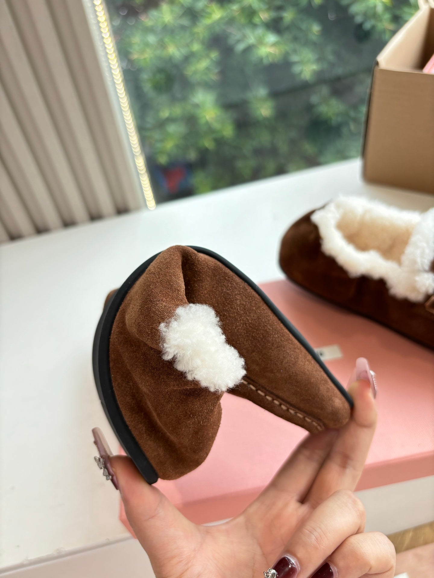 Miu 26s Ruches Loafers Brown Suede Shearling 994147