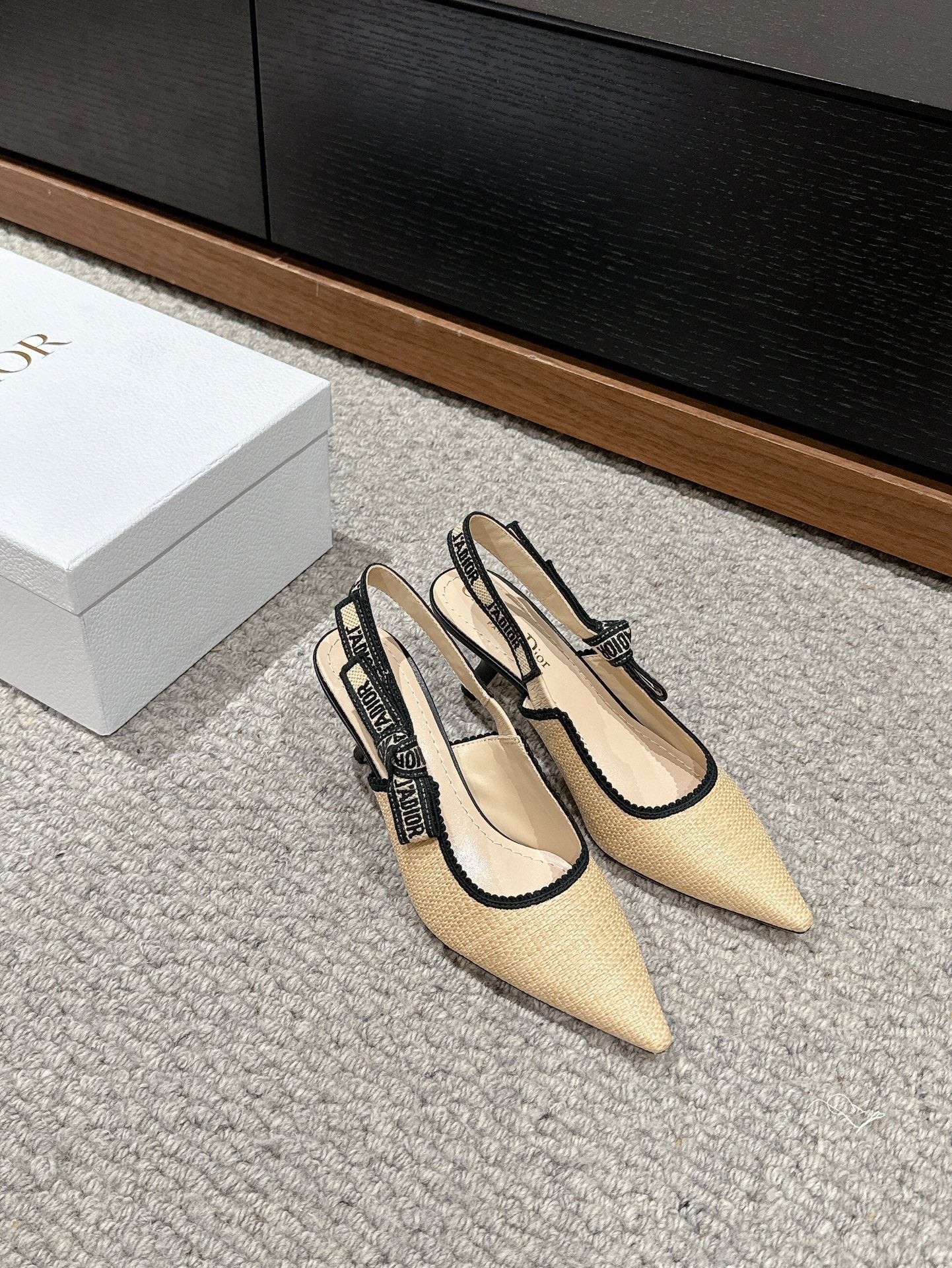cd slingback 65 beige raffia lambskin