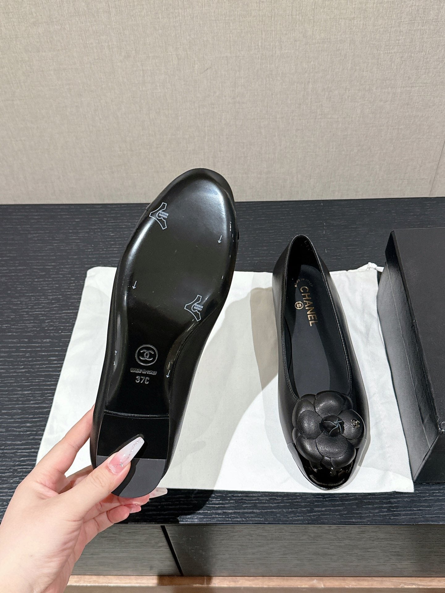 ballet flat flower black calfskin patent calfskin