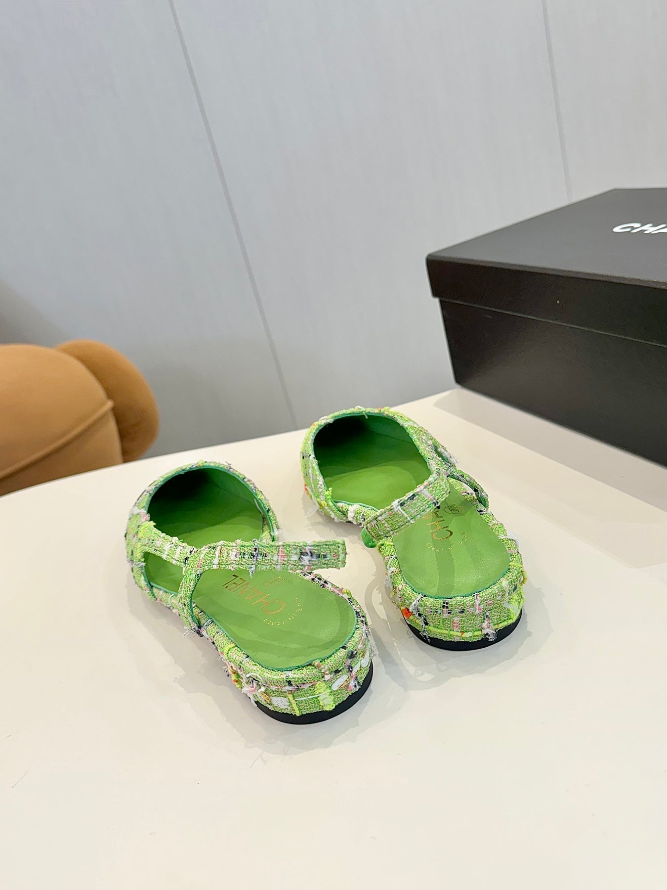 cc 25c slingback flat green tweed black grosgrain 233611