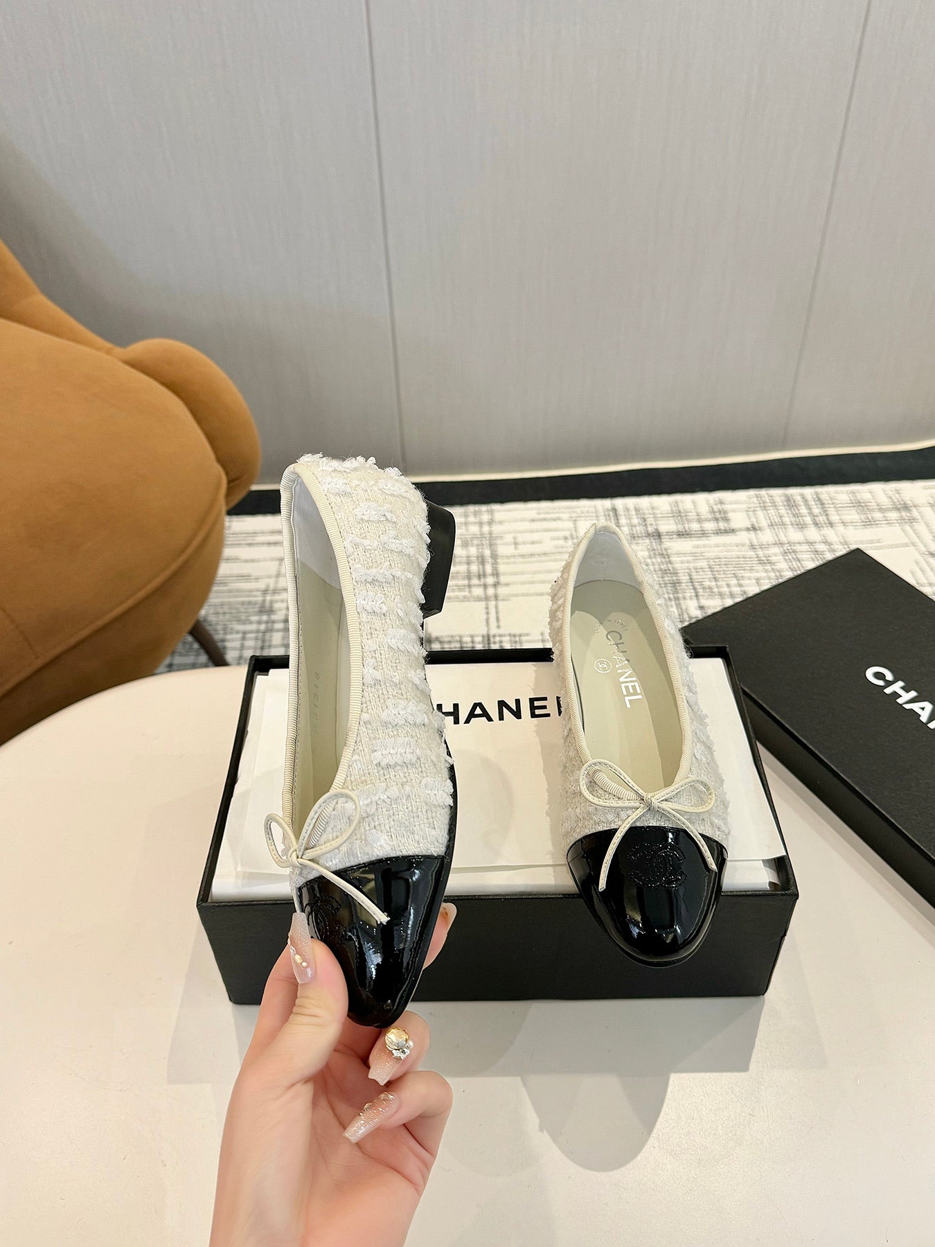 cc 25c ballet flat white tweed black grosgrain 233625
