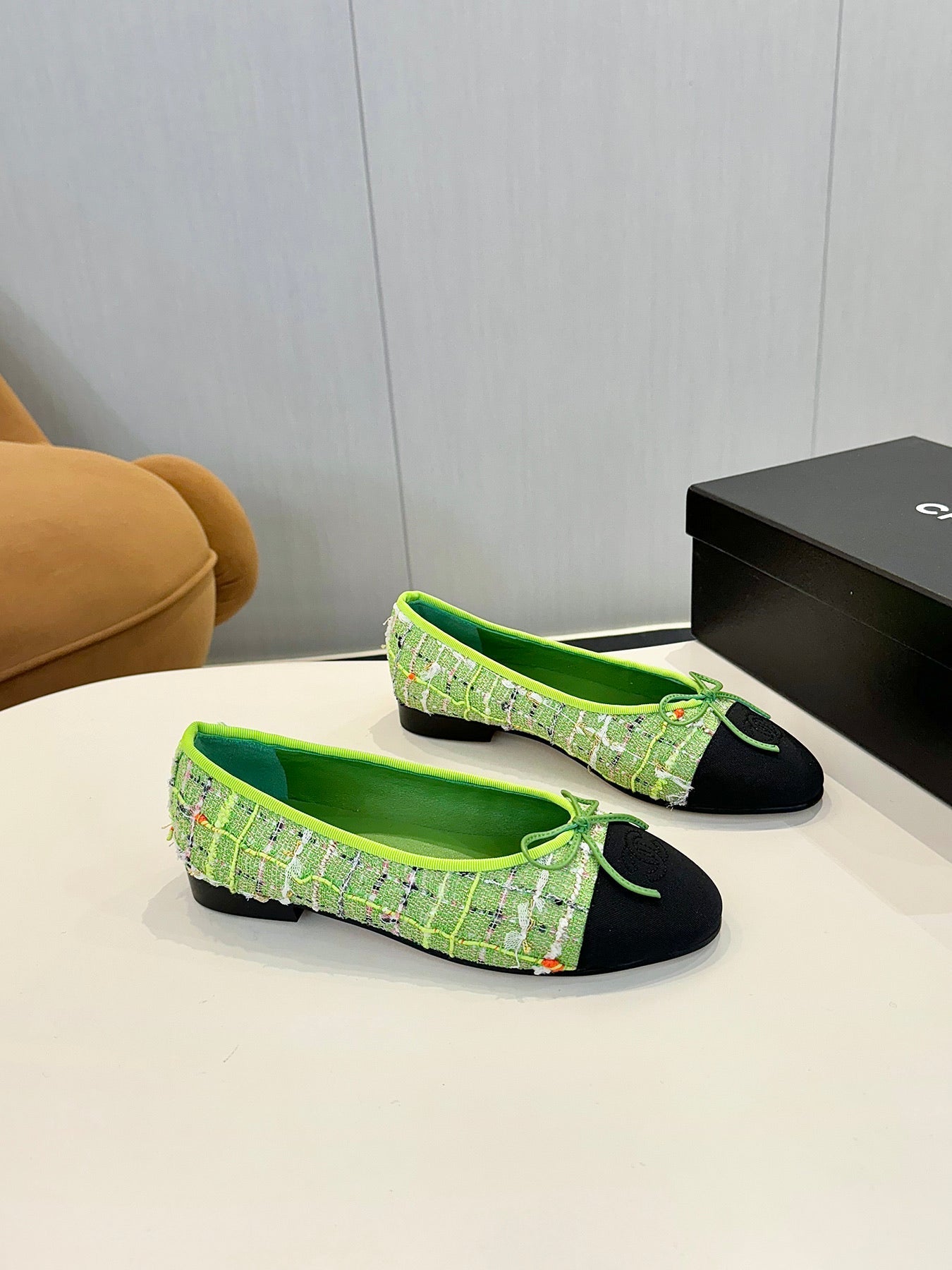 cc 25c ballet flat green tweed black grosgrain 233627