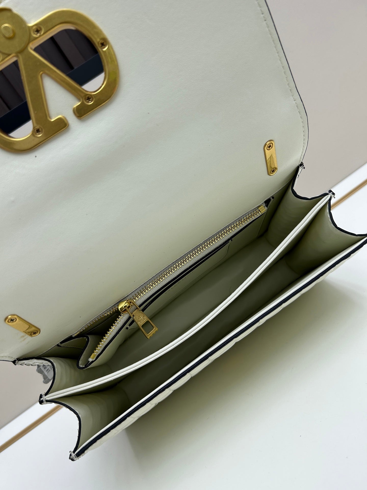 Valentino Vain Shoulder Bag White Embossed Leather Pattern