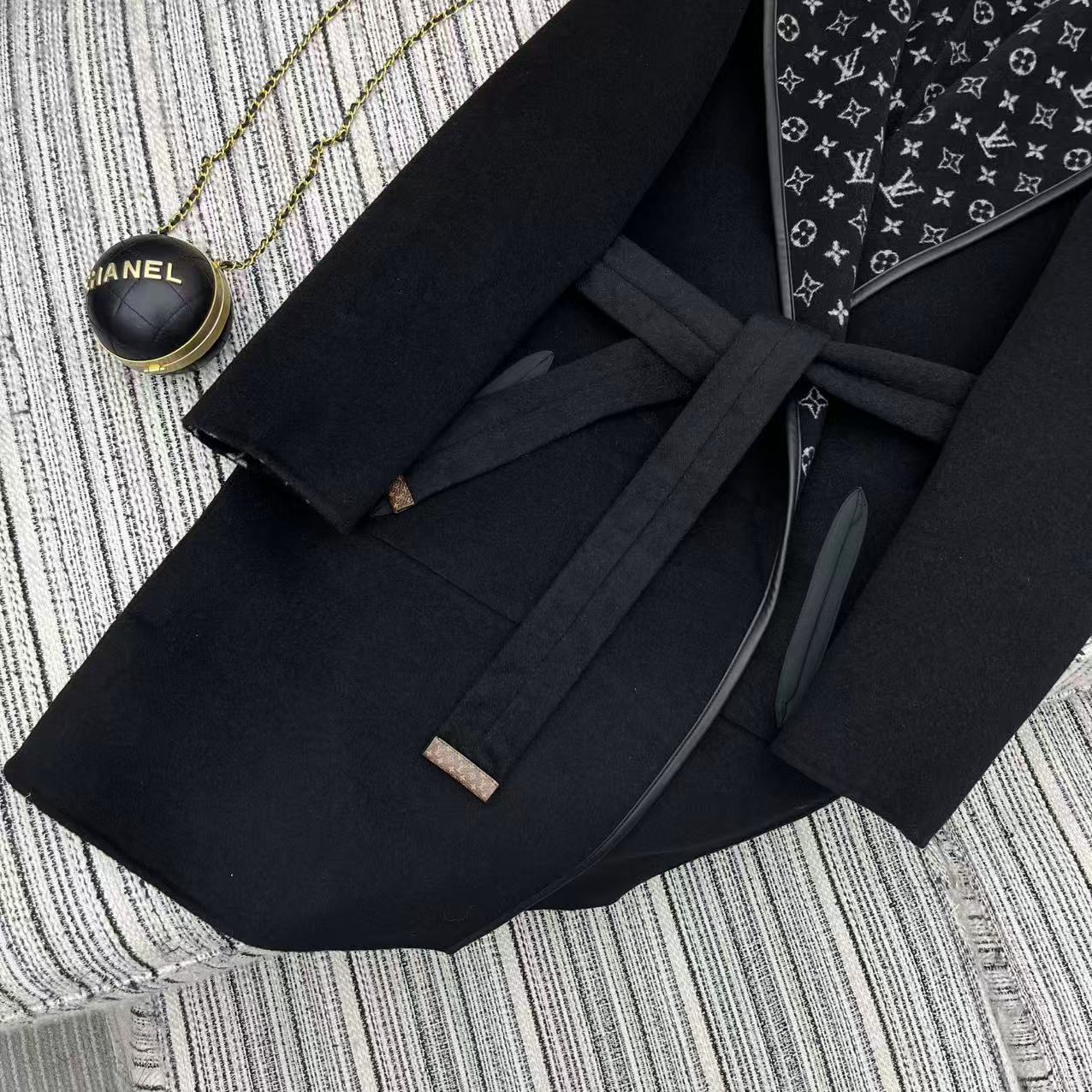 LV Hooded Wrap Coat Black Monogram Wool 349639