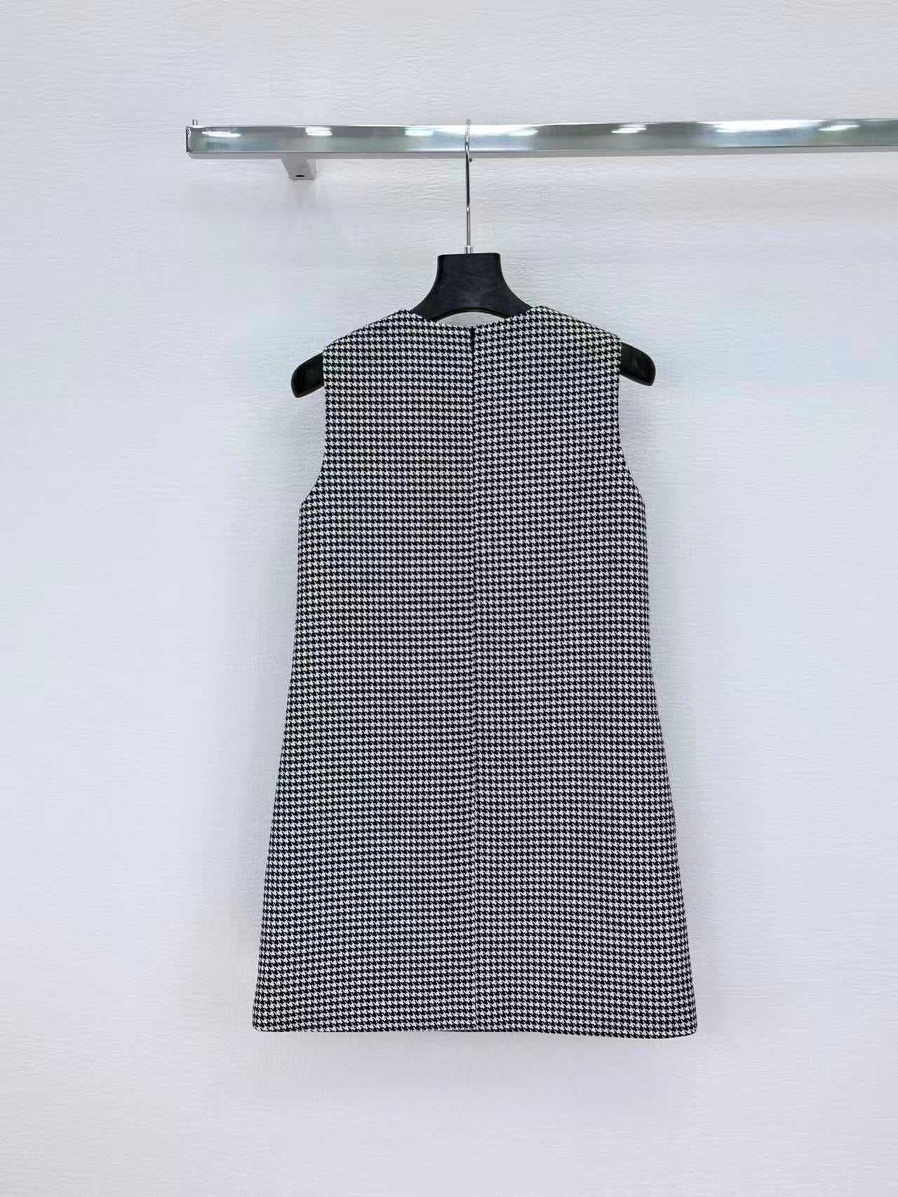 CD Straight-Cut Short Dress Black White Wool Blend