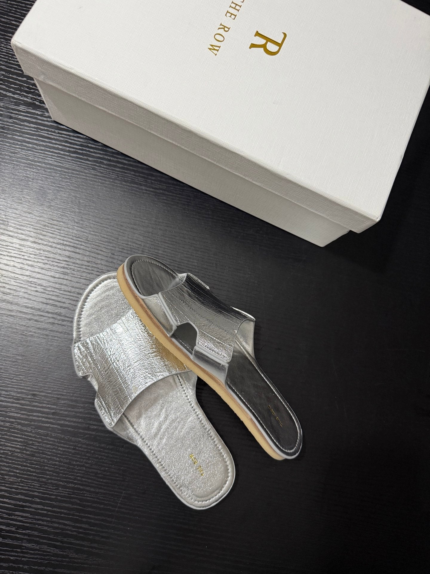 The Row Sandal Silver Metallic Cowhide 334157