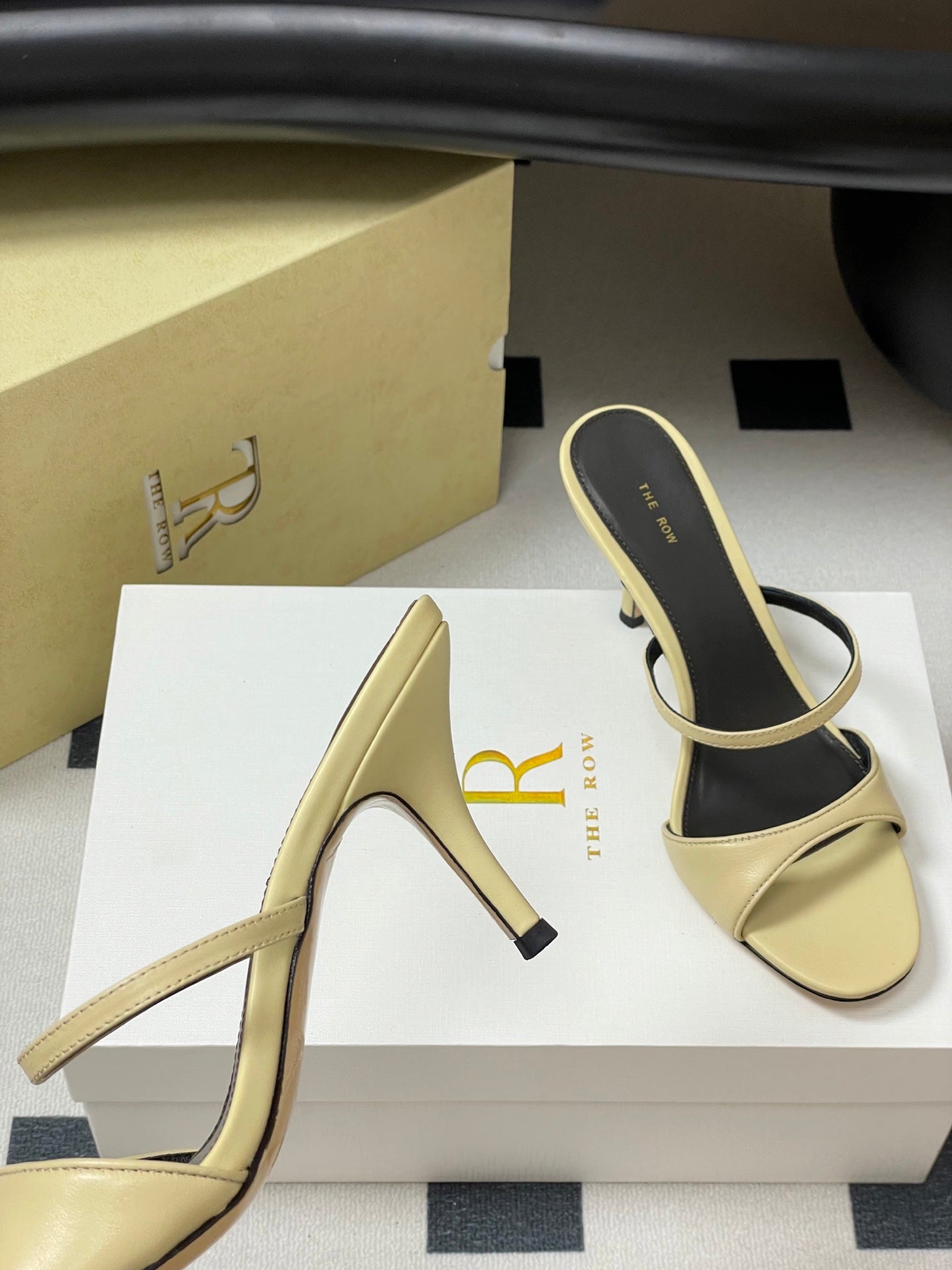 The Row 25S Strap High Heel Mule Sandals 85mm Beige Sheepskin 286207