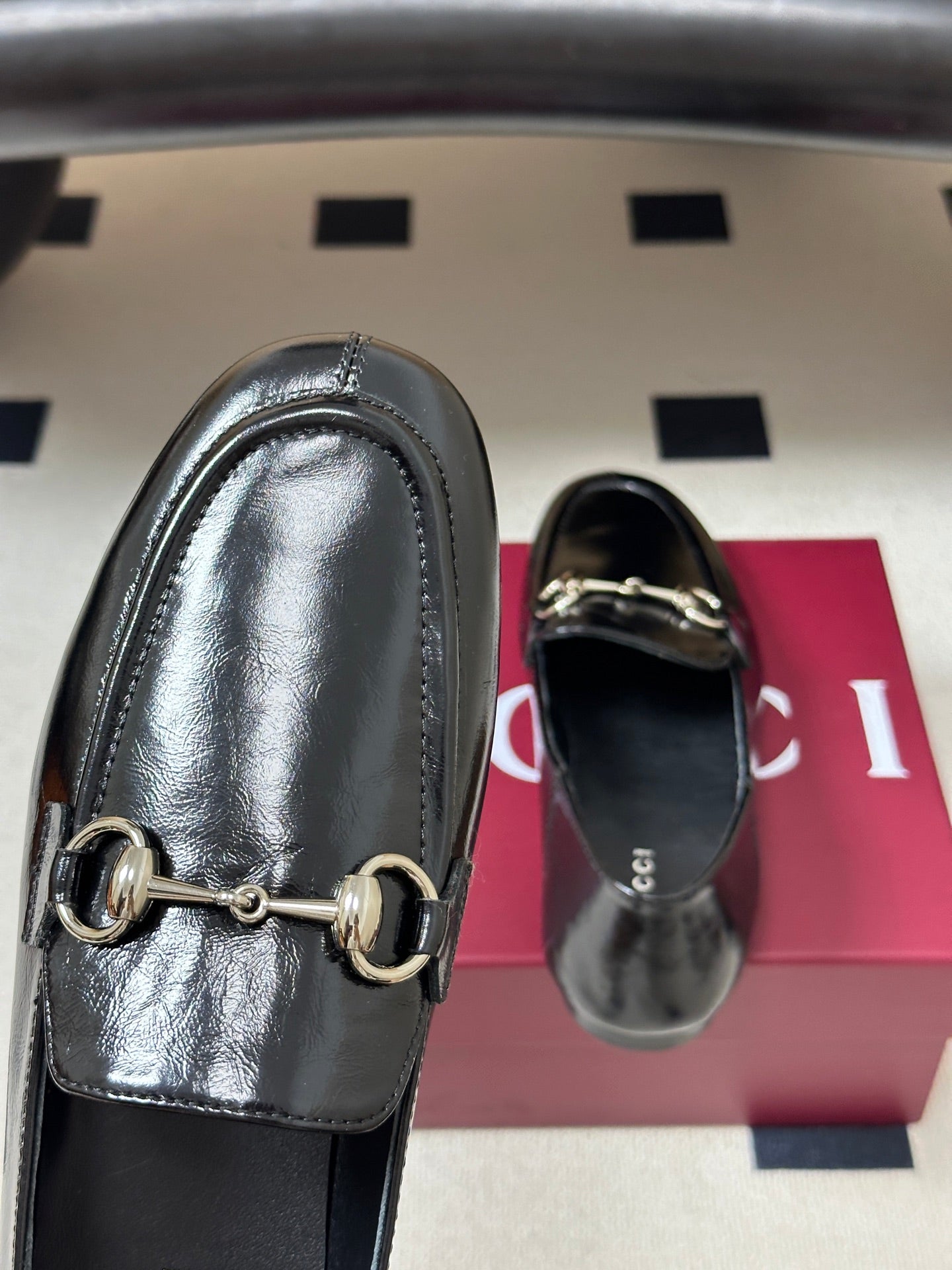 GG 26s Horsebit Loafers Flat Black Glossy Leather 952568