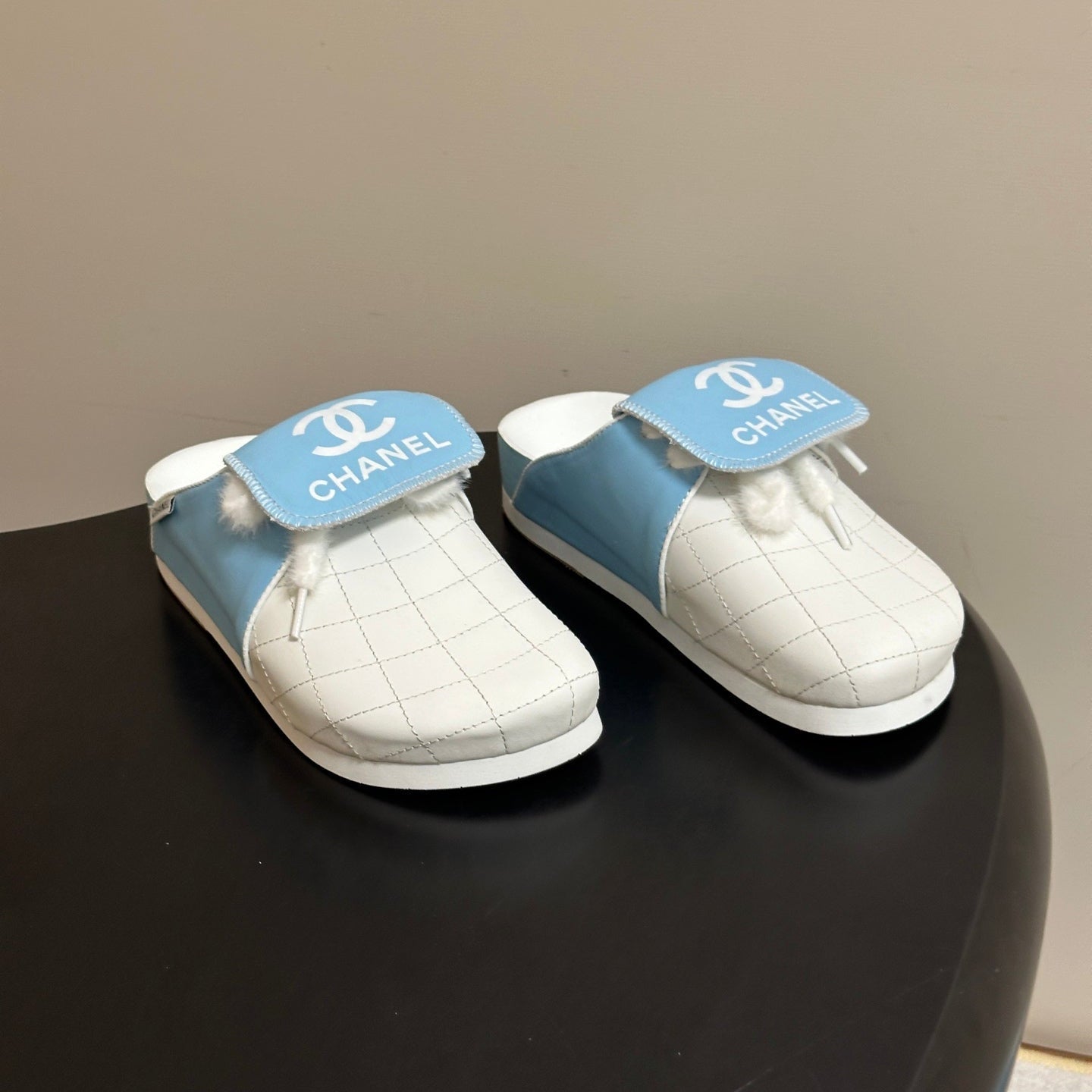 CC 26s Mules Blue White Quilted Leather Shearing 952554