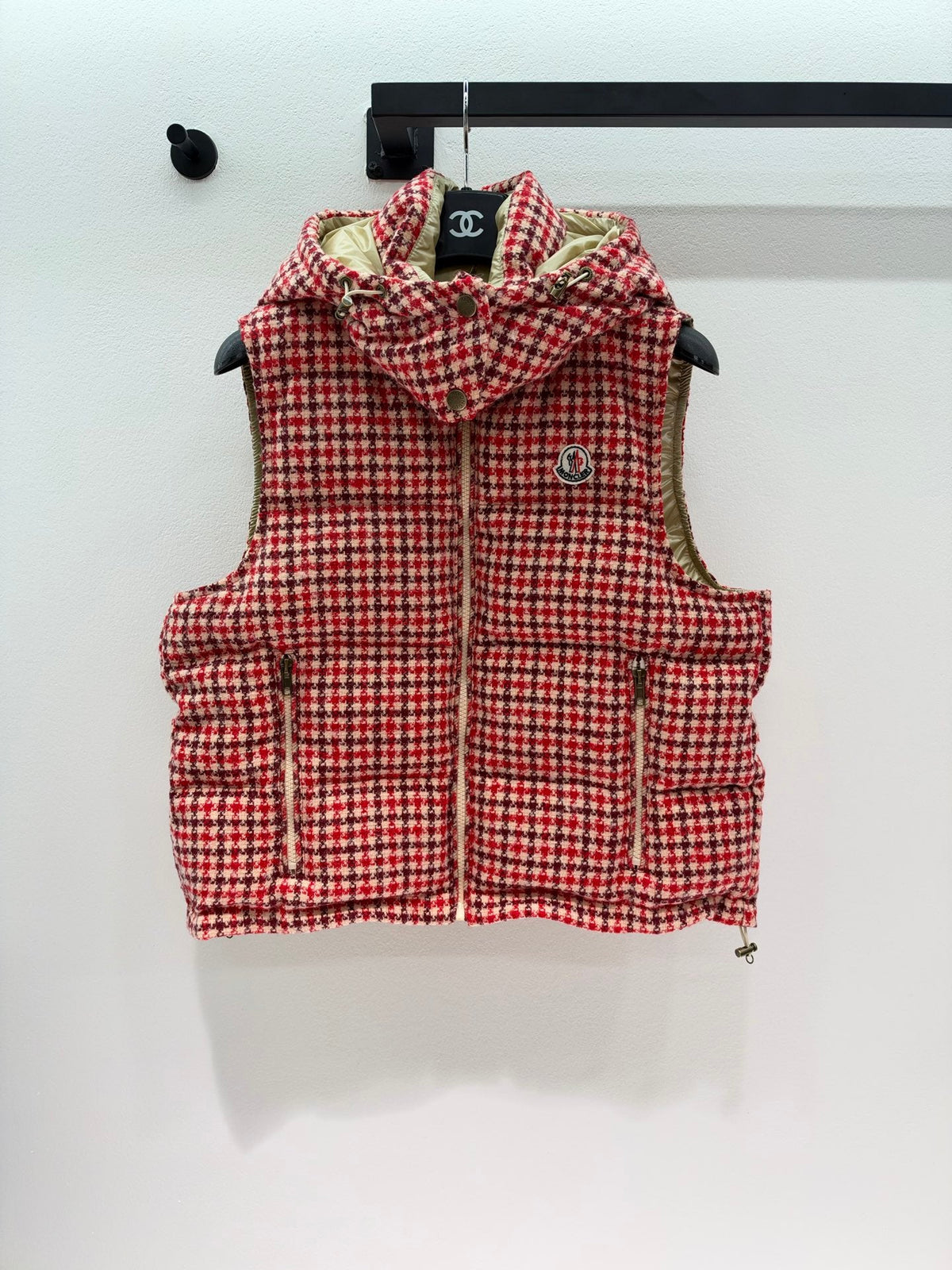 Moncler 26s Red Houndstooth Hooded Down Vest 447489