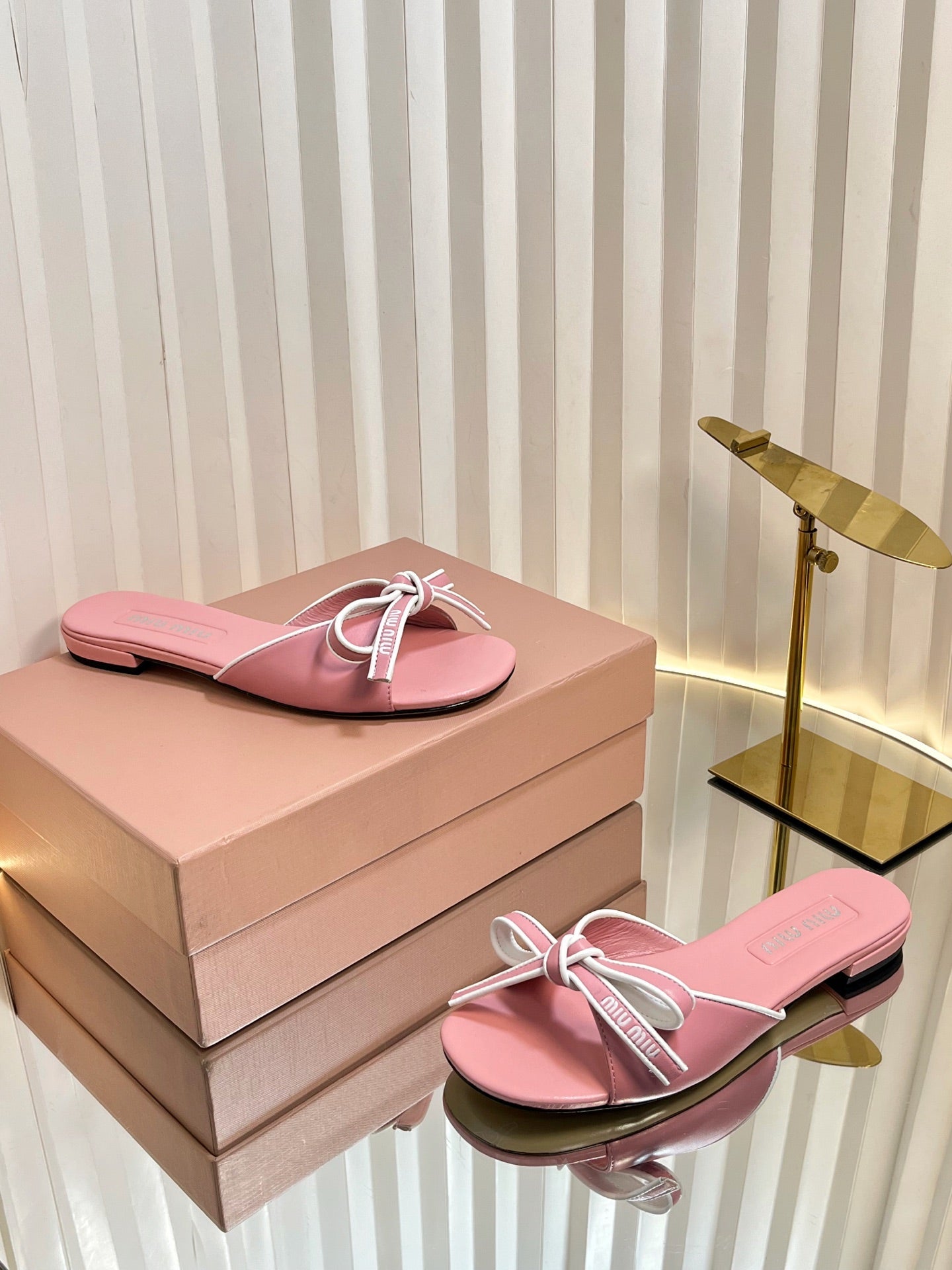 Miu 26s Bow Slippers Pink Leather 768203