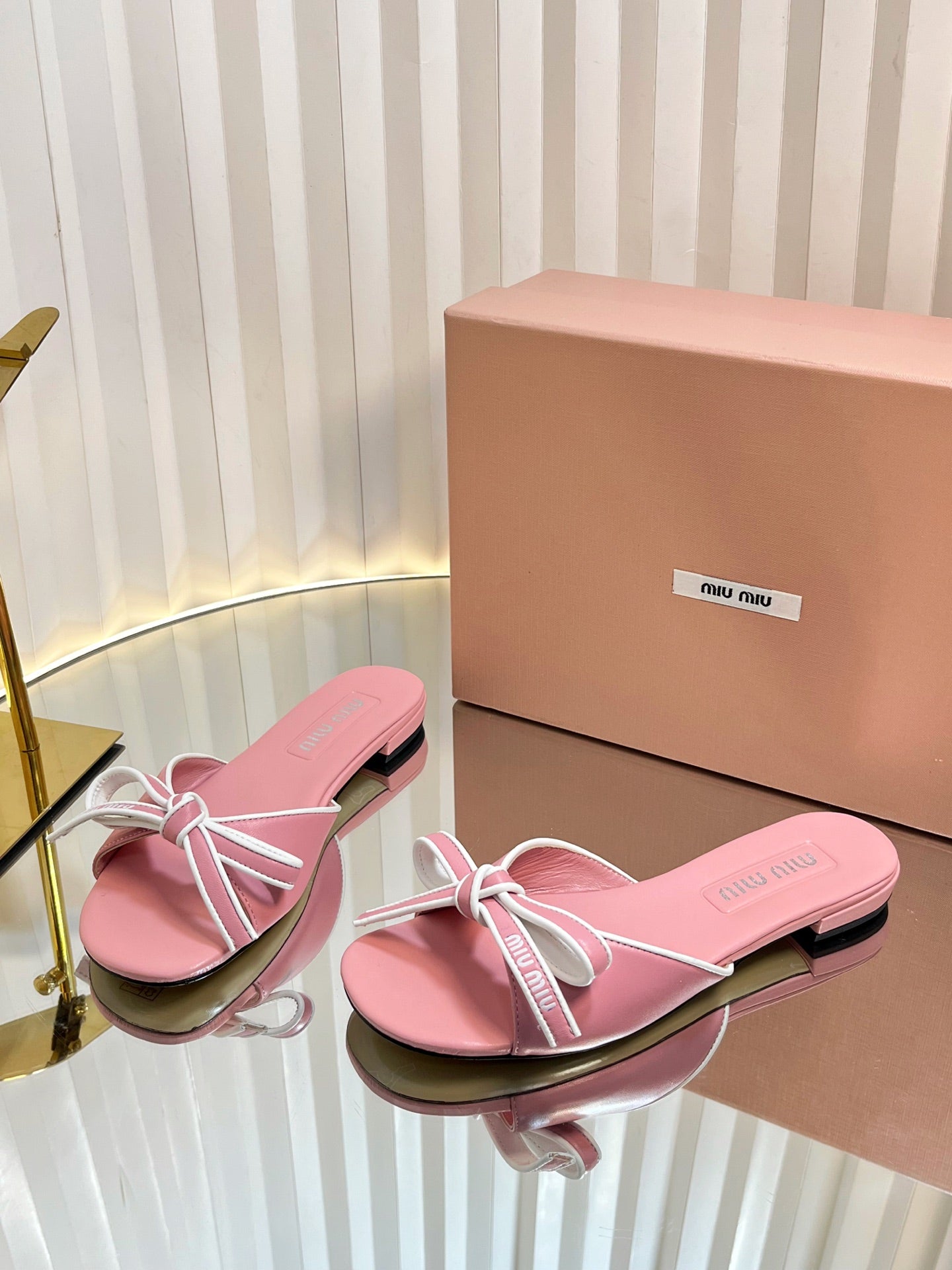 Miu 26s Bow Slippers Pink Leather 768203