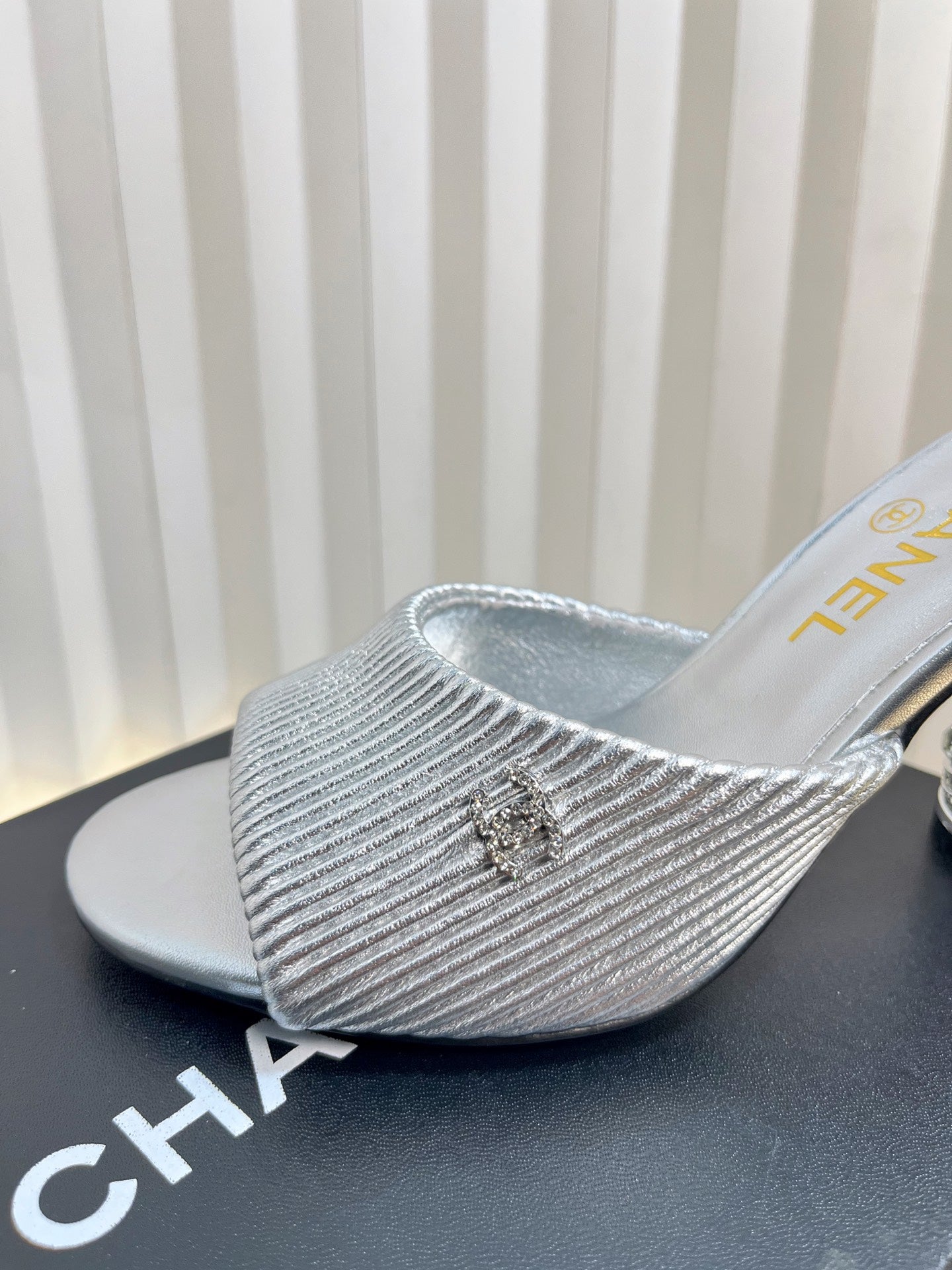 CC 26P Mule Sandals 8cm Sliver  Leather 767856