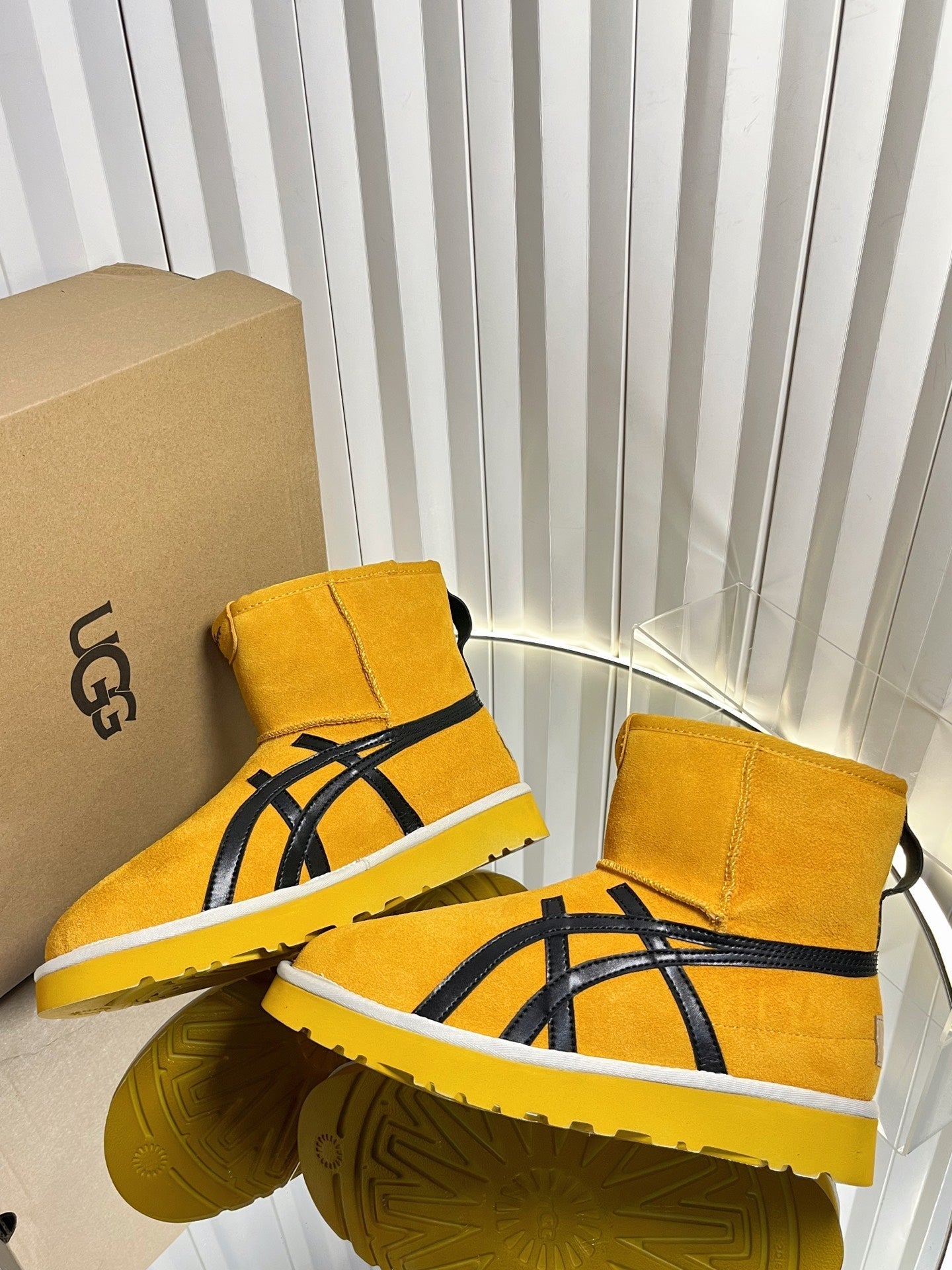 UGG x Tiger Boots Green Suede 548546