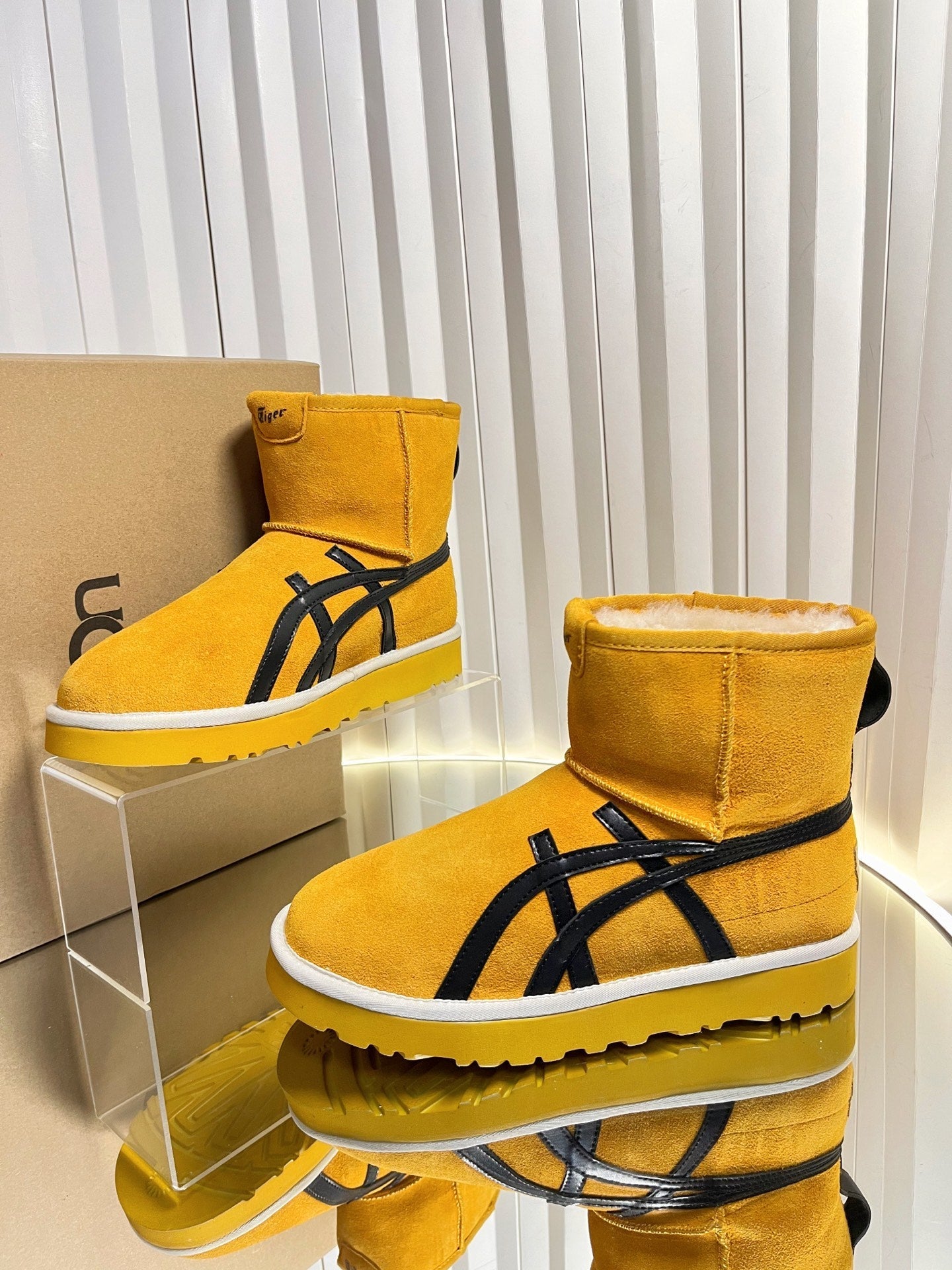 UGG x Tiger Boots Green Suede 548546