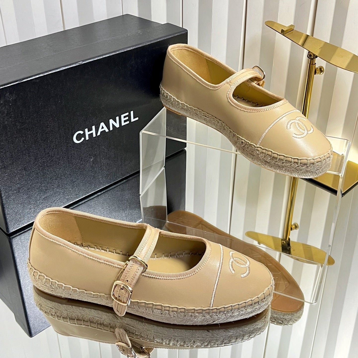 CC 26s Espadrille Mary Jane Shoes Beige Lambskin