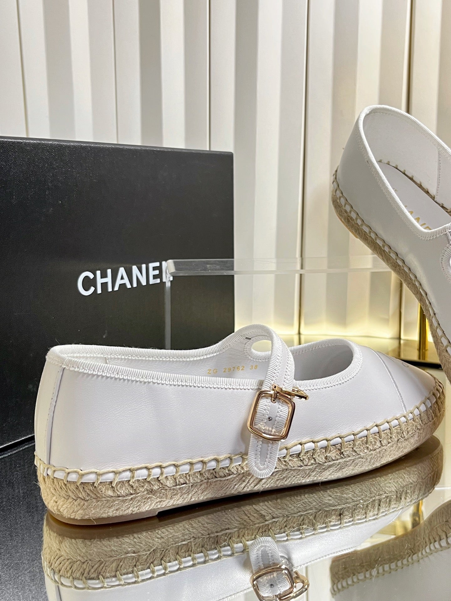 CC 26s Espadrille Mary Jane Shoes White Lambskin