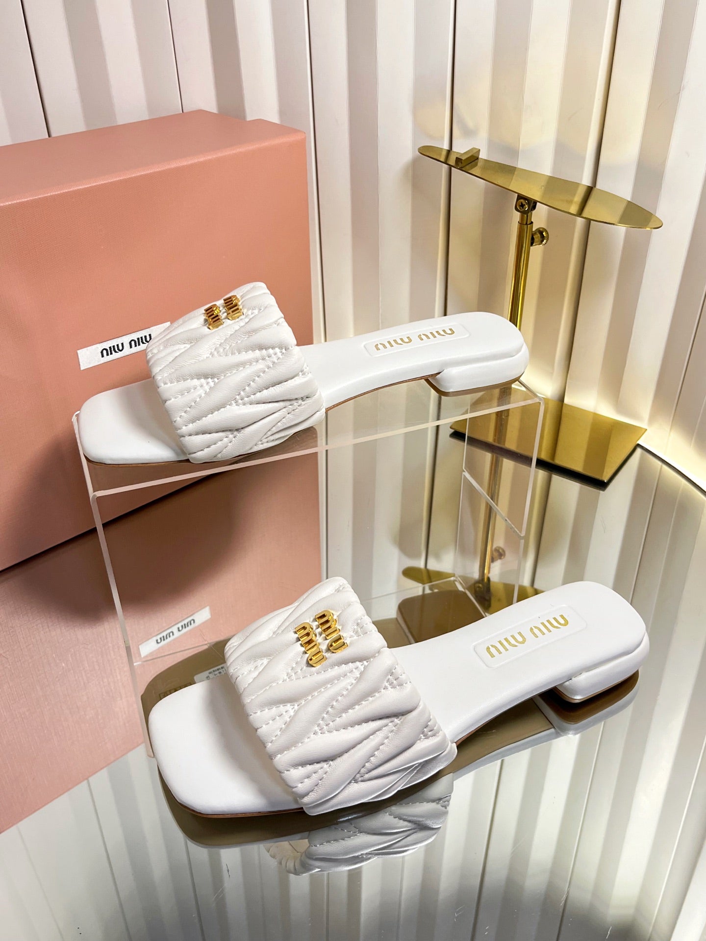 Miumiu 26s Matelasse Slides In White Calfskin Gold Hardware