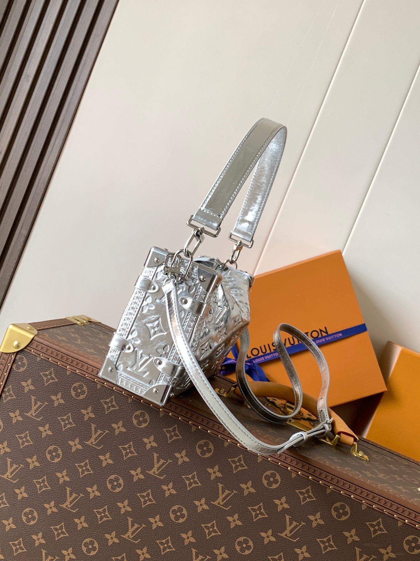 LV Side Trunk MM Sliver Calfskin
