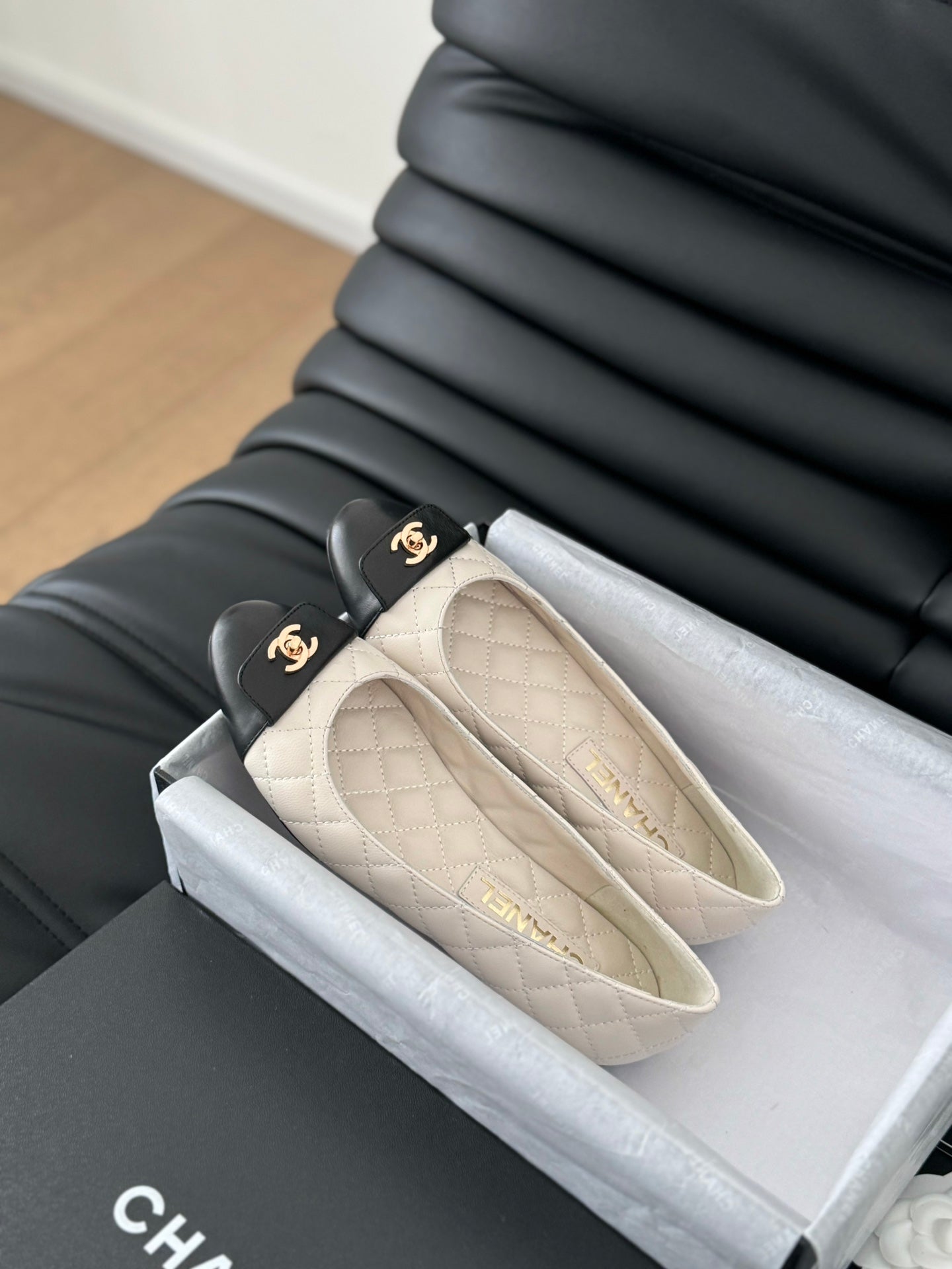 cc classic ballet flat white quilted calfskin