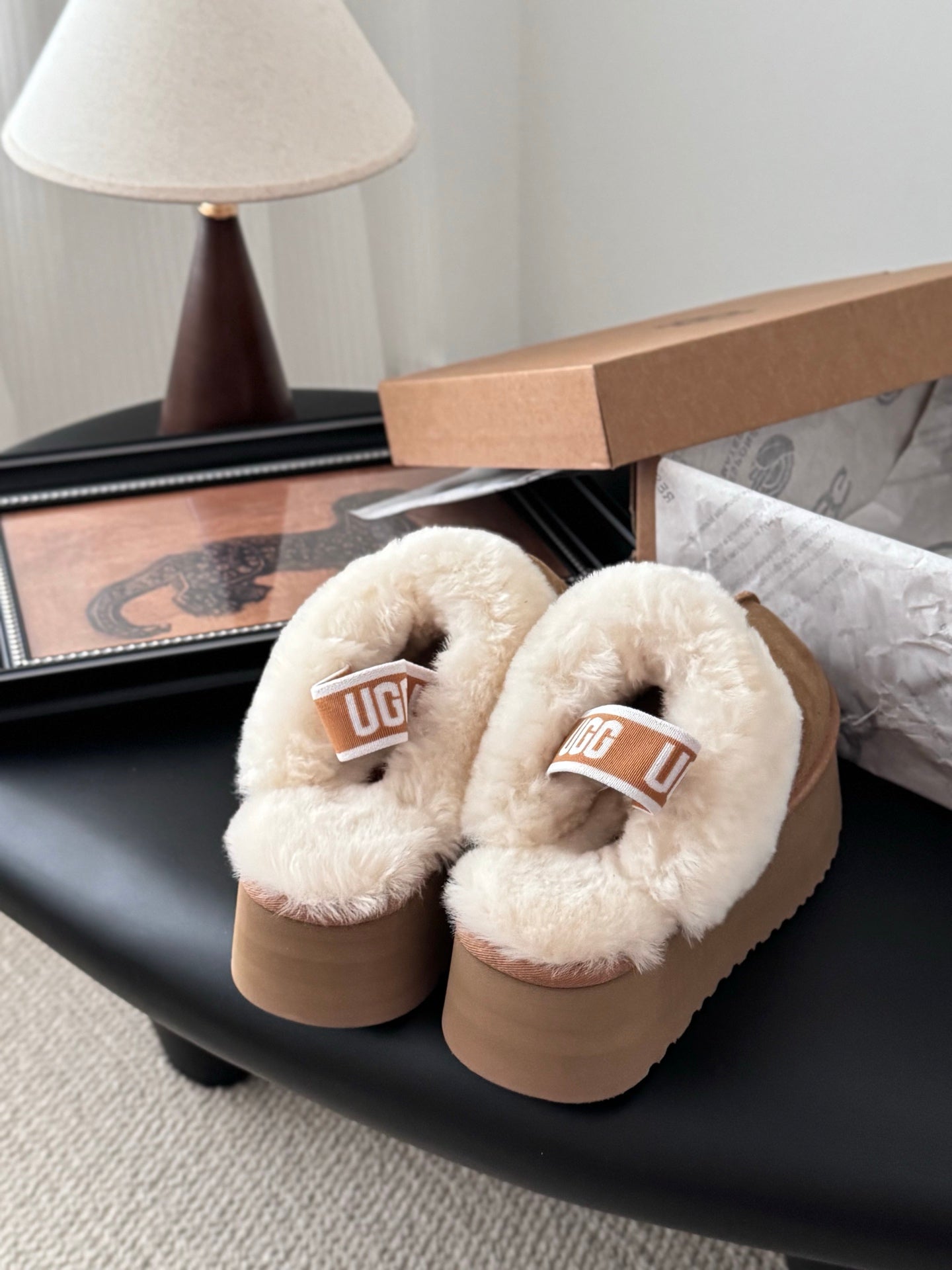 UGG Disquette Slippers Brown White Wool Suede 508051