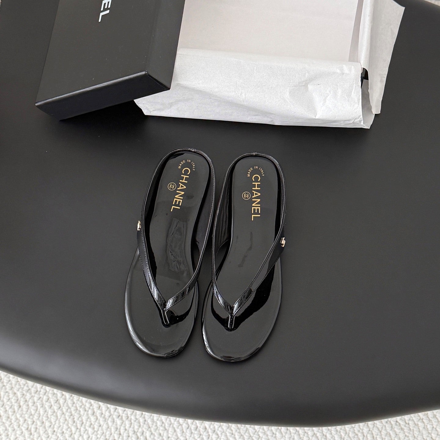 CC 26P Flip-Flops Black Cowhide 700416