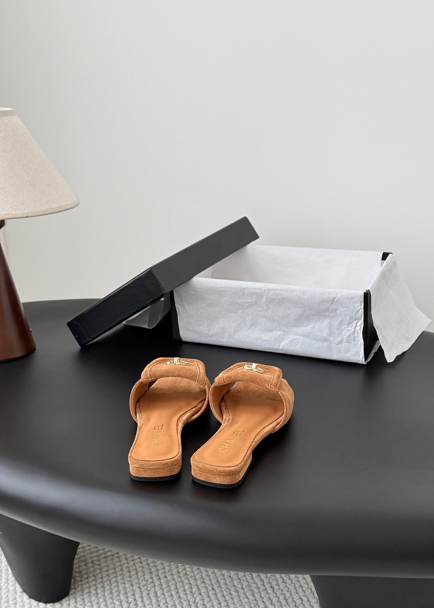 CC 26C Slippers Flat Camel Suede 717804