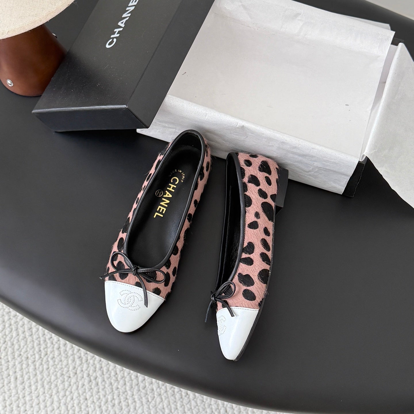 CC 26s Ballerina Flats Black Muted Pink Pony Hair Calfskin 914545