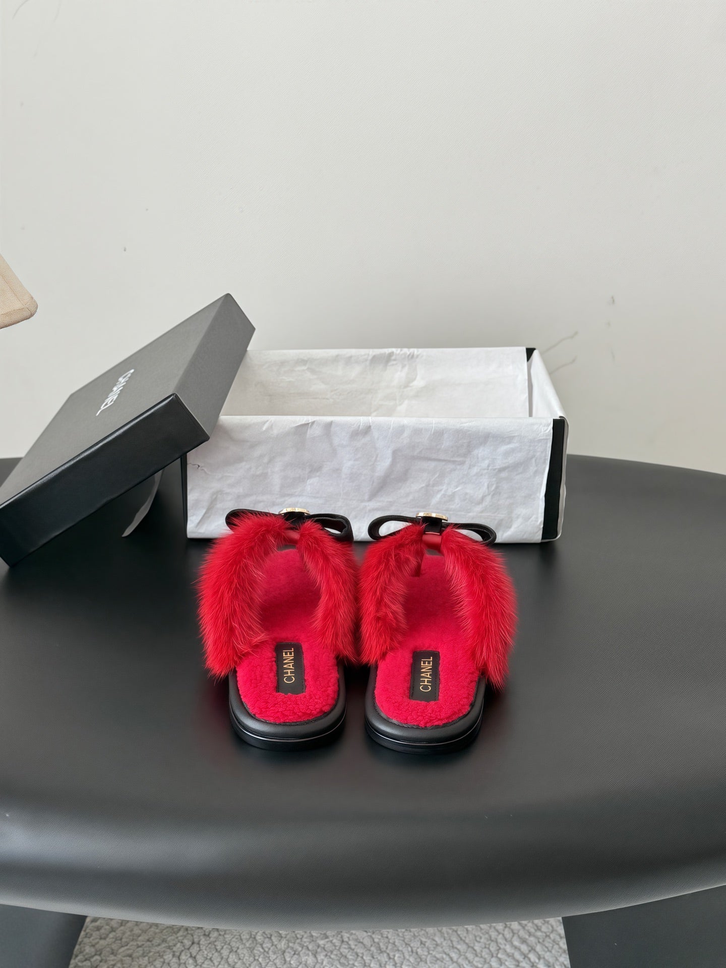 CC 26s Bowknot Thong Sandals Red Furry Shearing 969674