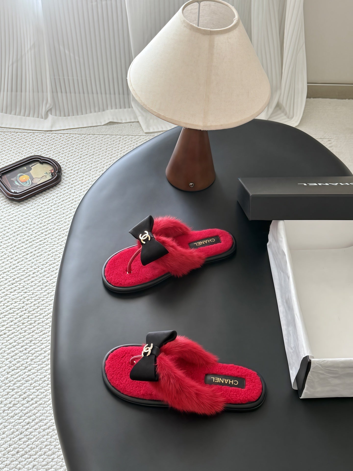 CC 26s Bowknot Thong Sandals Red Furry Shearing 969674