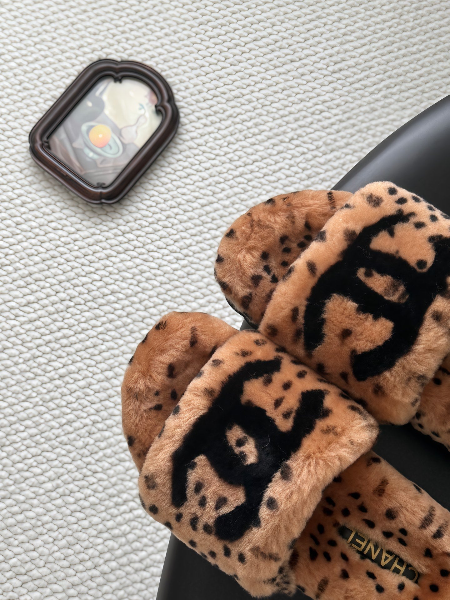 CC 26s Slides Black Leopard Dalmatian Print Shearling 969711