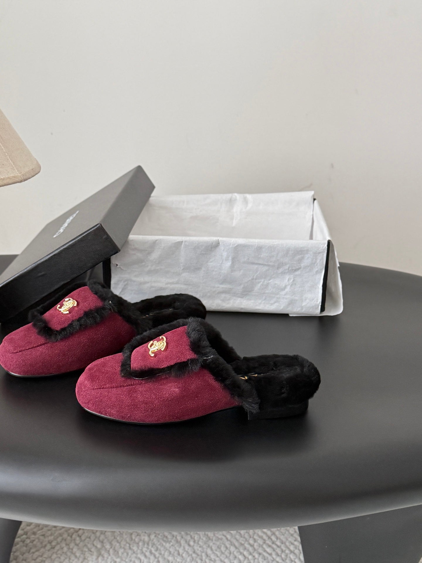 CC 26s Slip-On Mules Red Black Fluffy Shearling Suede 969727