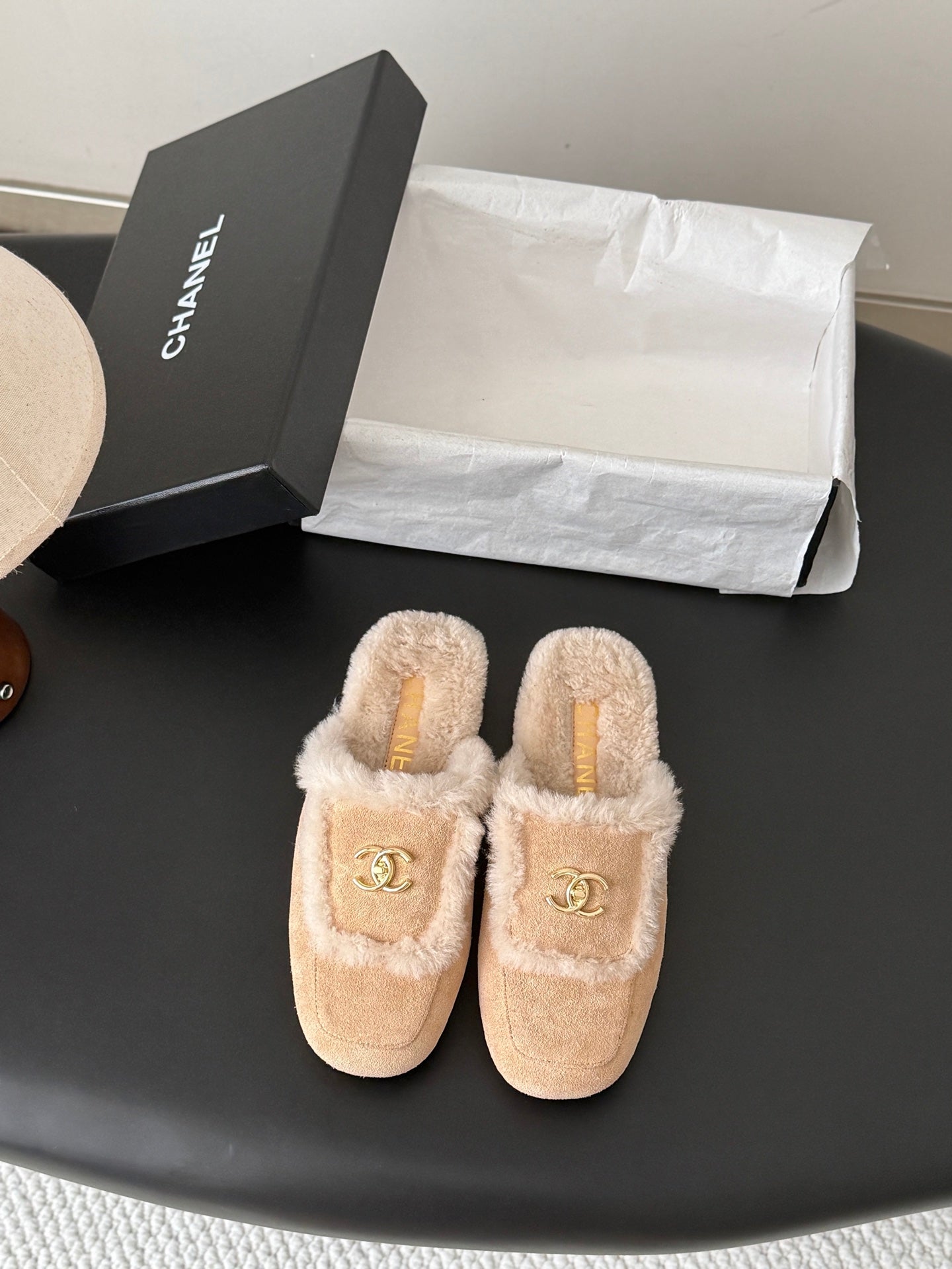CC 26s Slip-On Mules Light Beige Fluffy Shearling Suede 969729