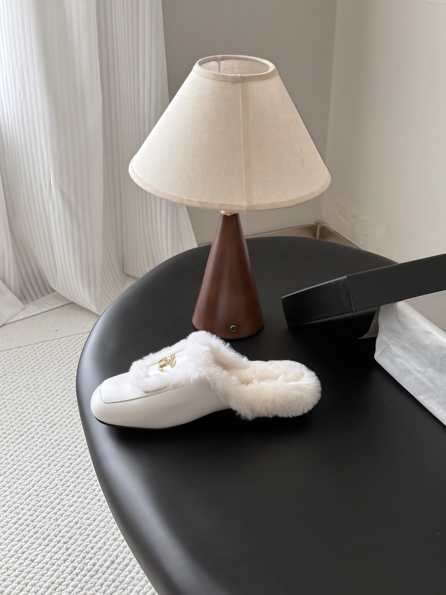 CC 26s Slip-On Mules White Fluffy Shearling Leather 969731