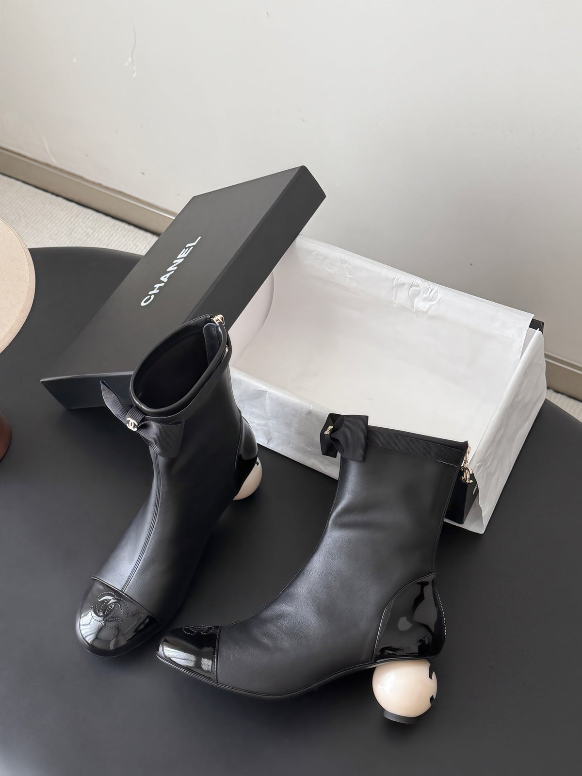 CC 26s Pearl Heel Ankle Boots Black Leather Patent 127953