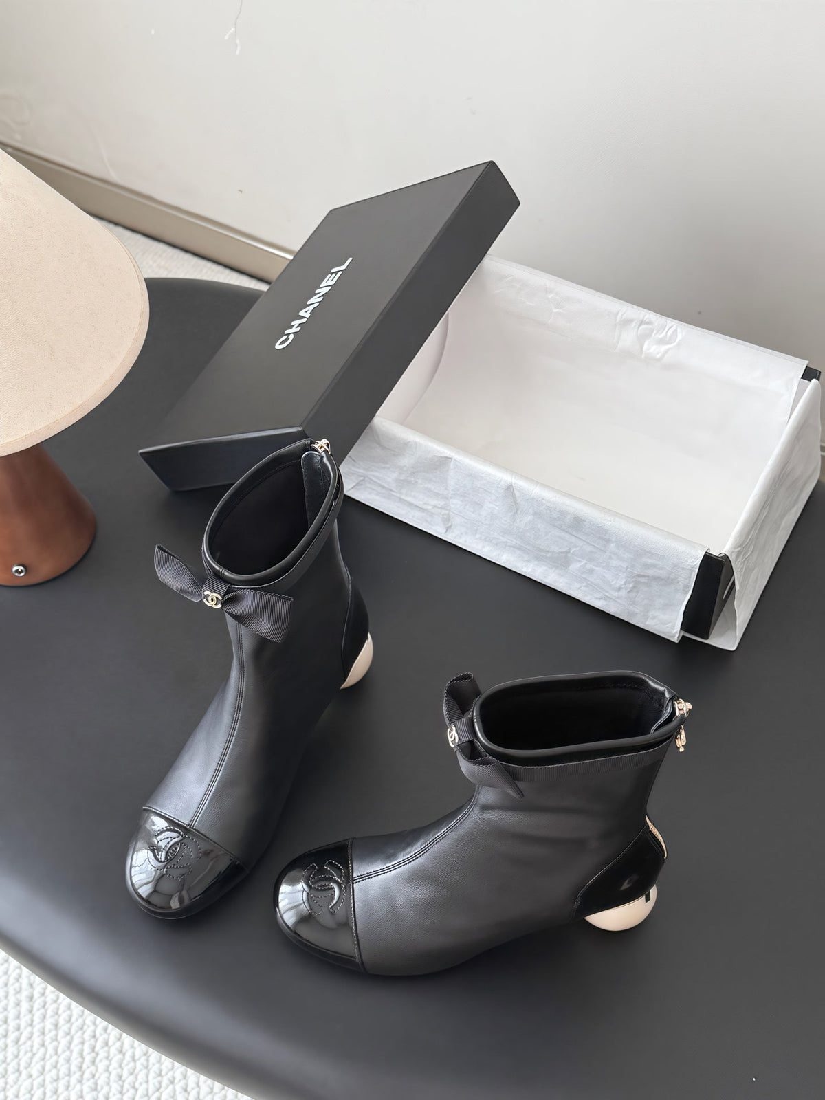 CC 26s Pearl Heel Ankle Boots Black Leather Patent 127953