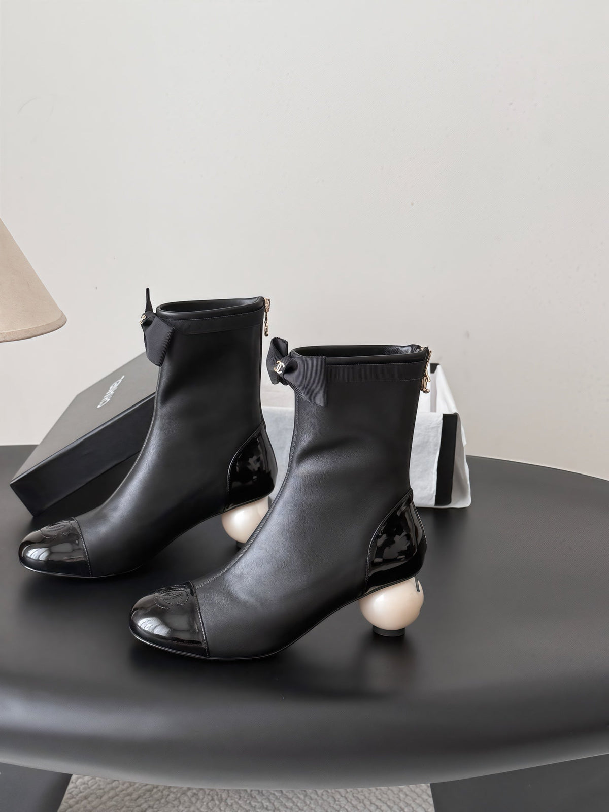 CC 26s Pearl Heel Ankle Boots Black Leather Patent 127953