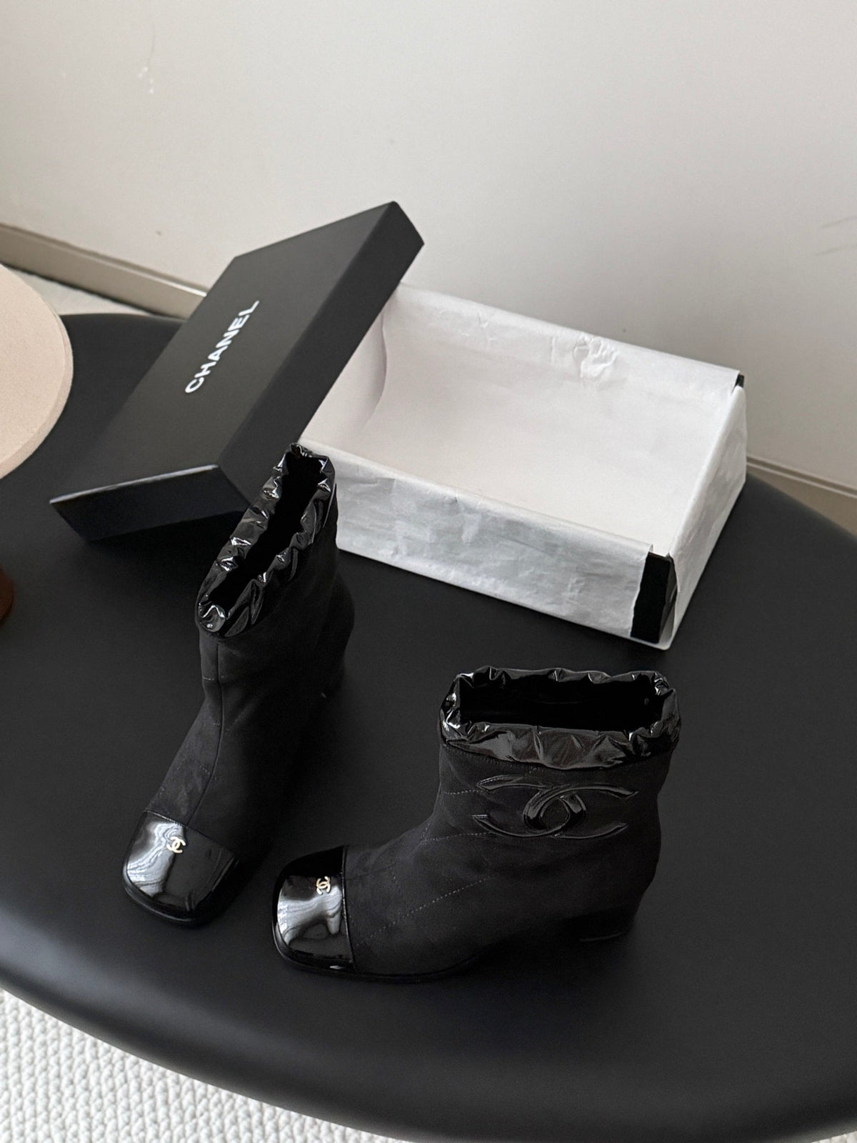 CC 26s Ankle Boots Black Suede Patent 127989