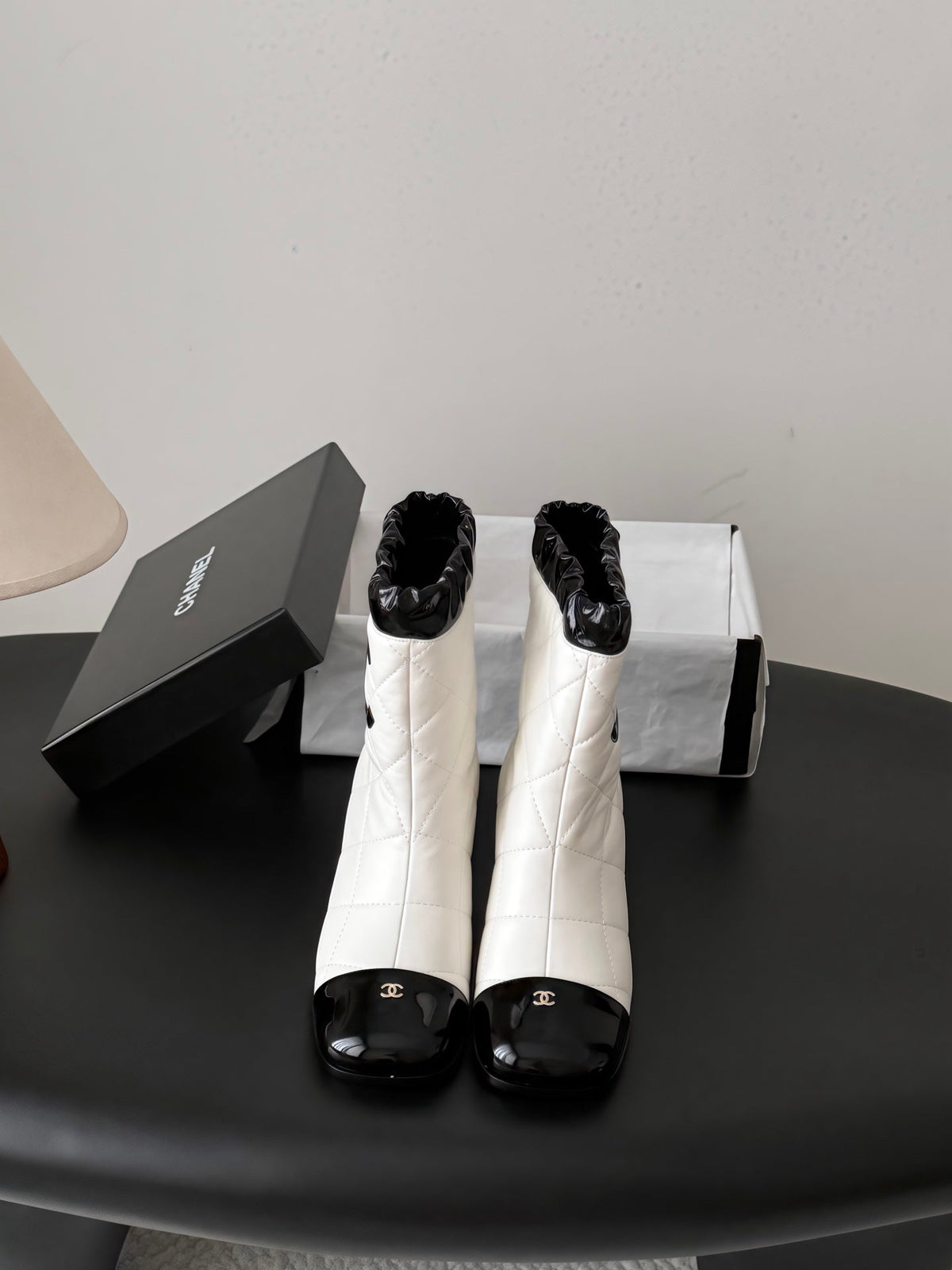 CC 26s Quilted Ankle Boots White Black Leather Patent 127991