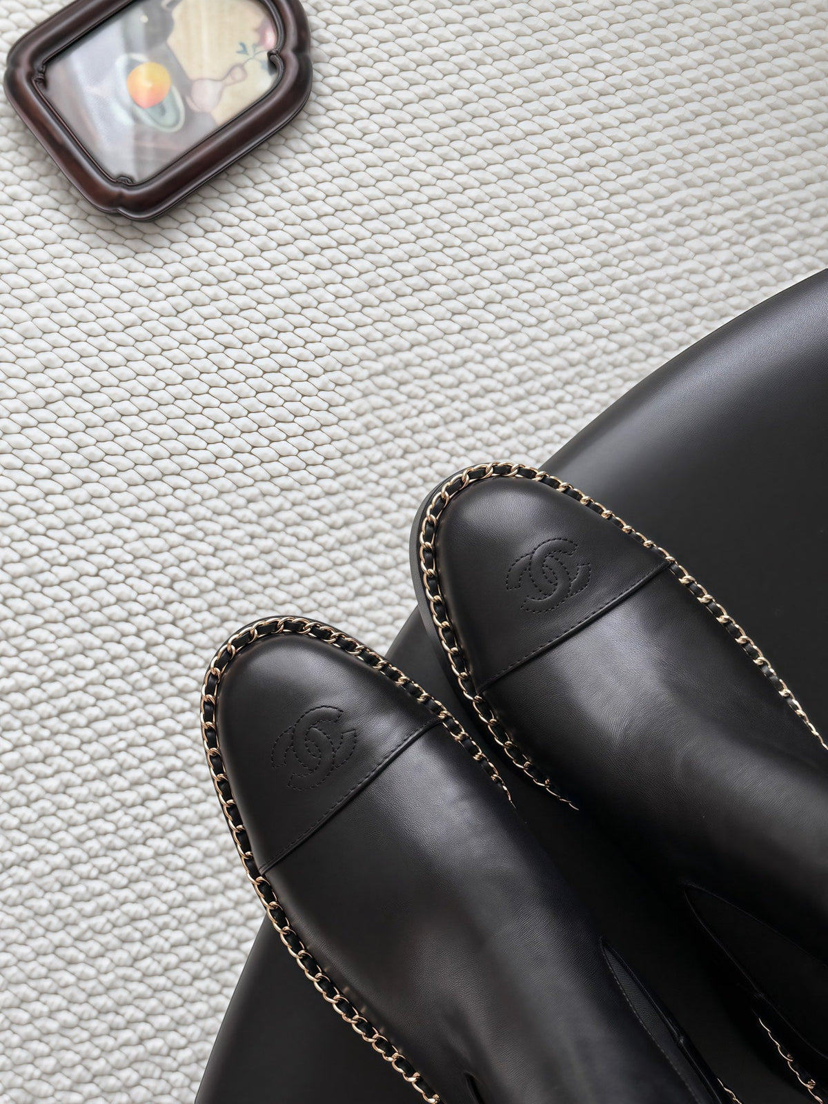 CC 26s Chelsea Ankle Boots Black Leather 122417