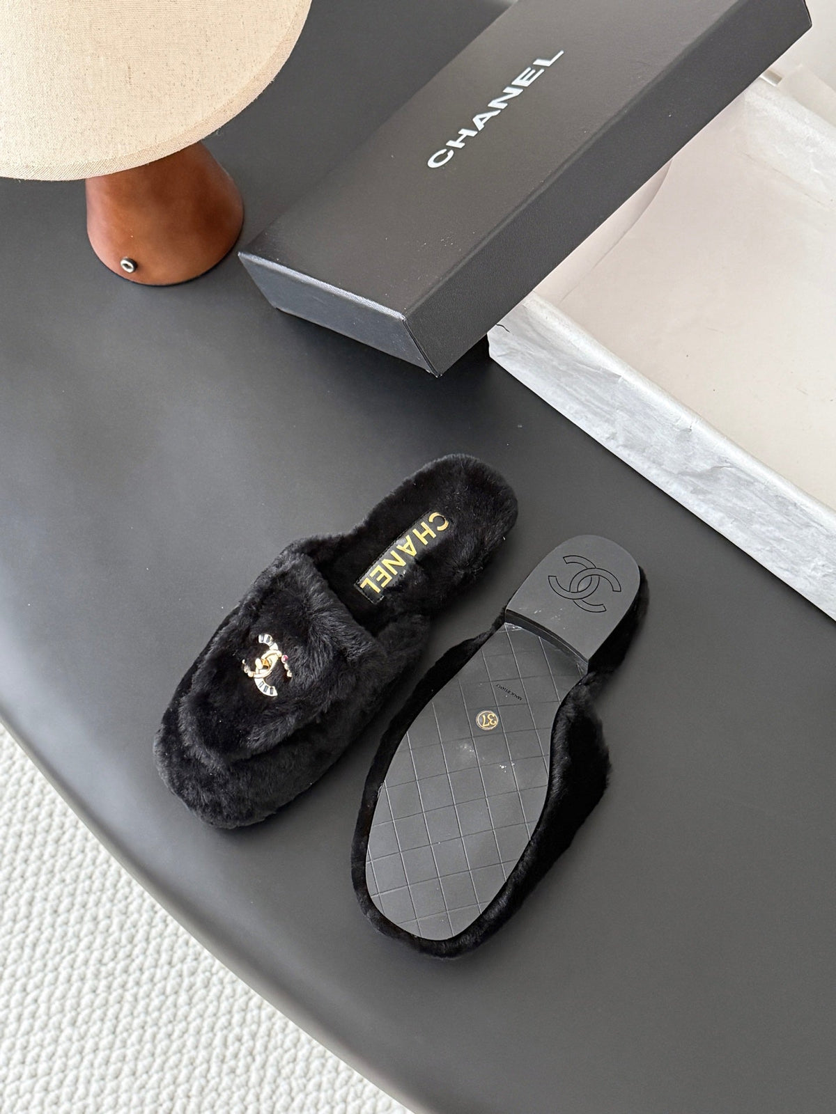 CC 26s Shearling Mules Black Gold 127705