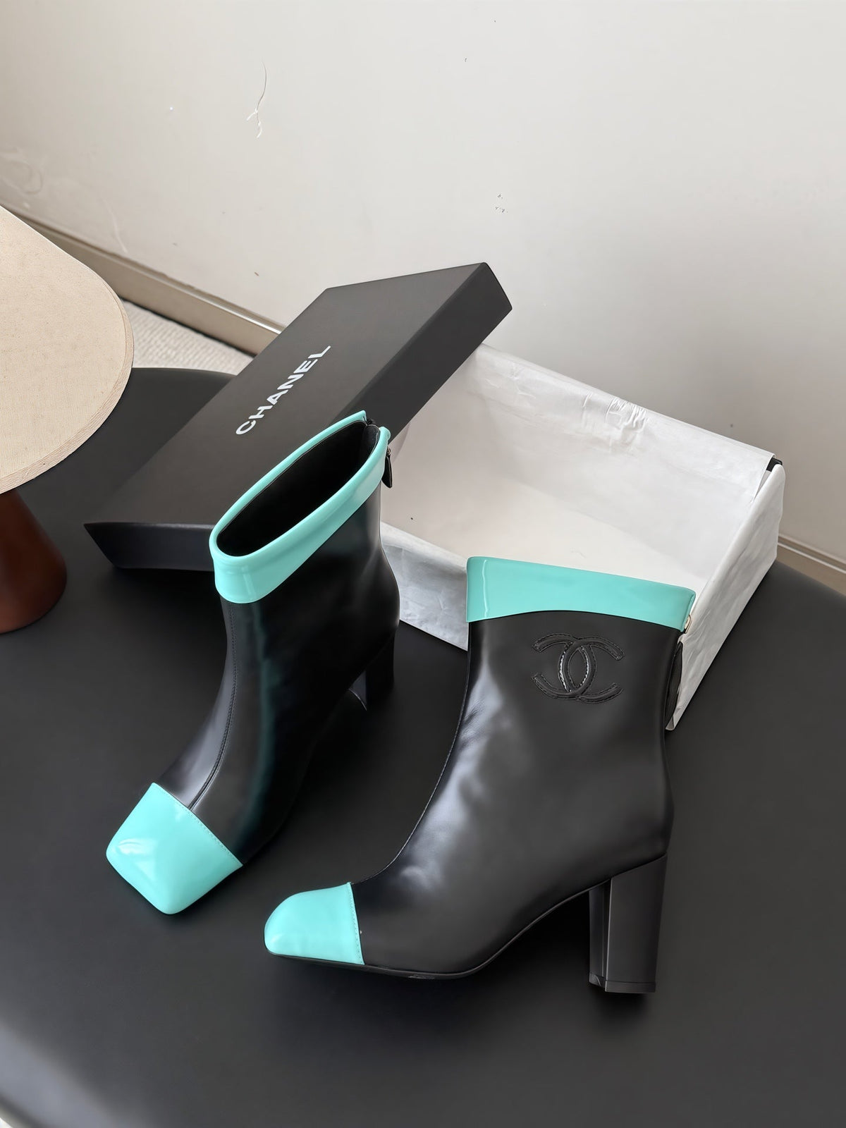 CC 26s Ankle Boots Black Tiffany Leather Patent 127857