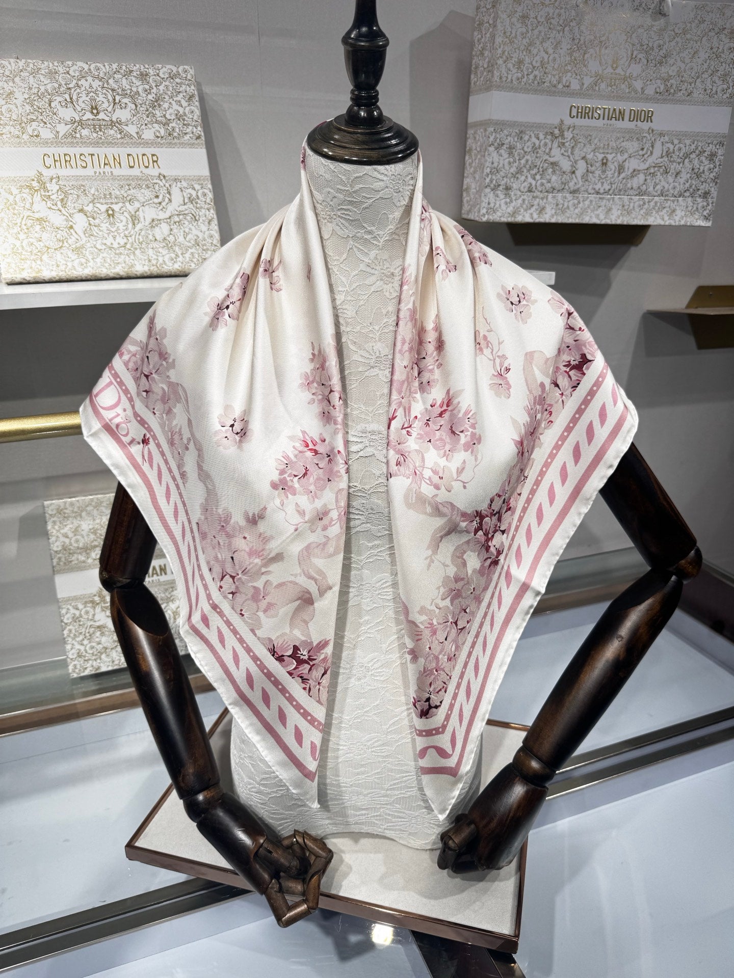 CD Jouy Scarf 90x90cm Light Pink White Silk Twill 209845