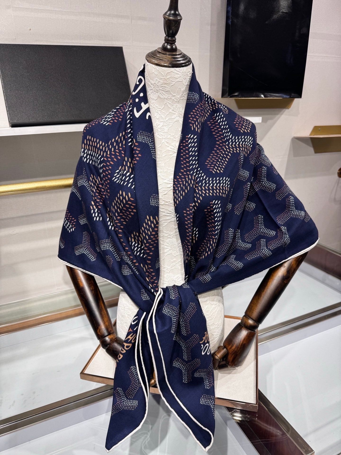 Goyard Shawl Scarf 140x140cm Navy Blue Twill Silk 209997