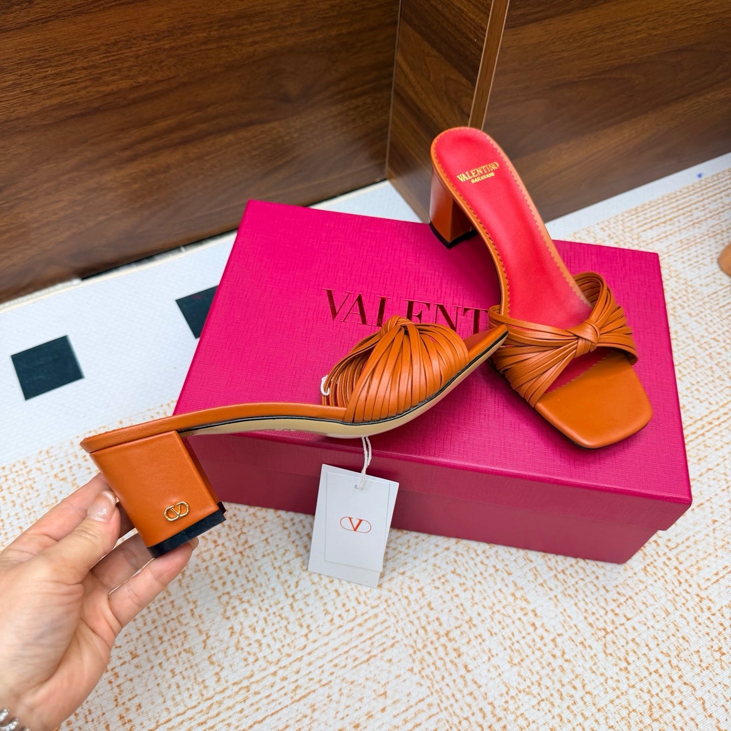 VT 26s Annet Mules 6.5cm Orange Woven Leather 974330