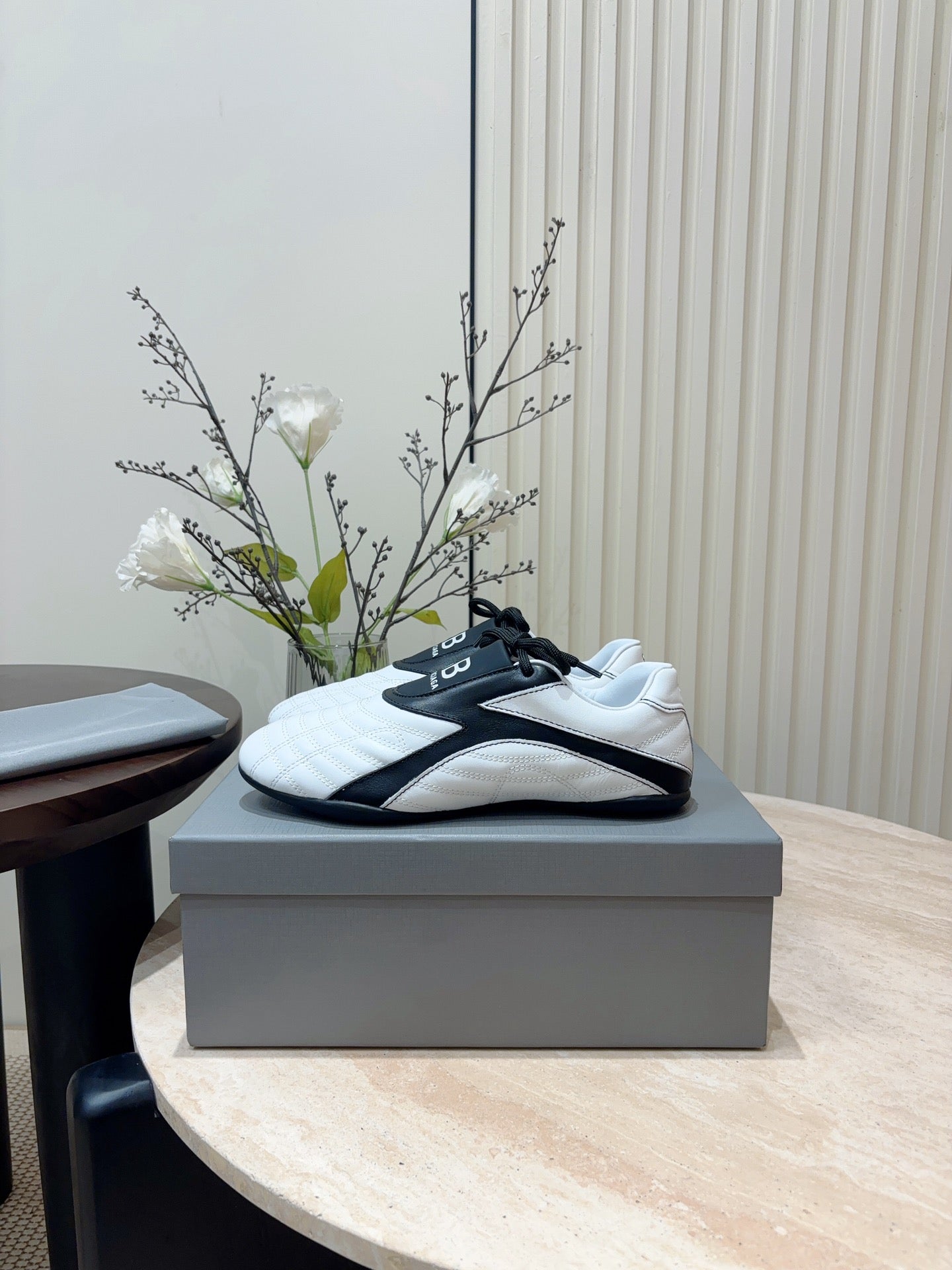SOCCER SNEAKER IN WHITE MIX BLACK QUILTED LAMBSKIN