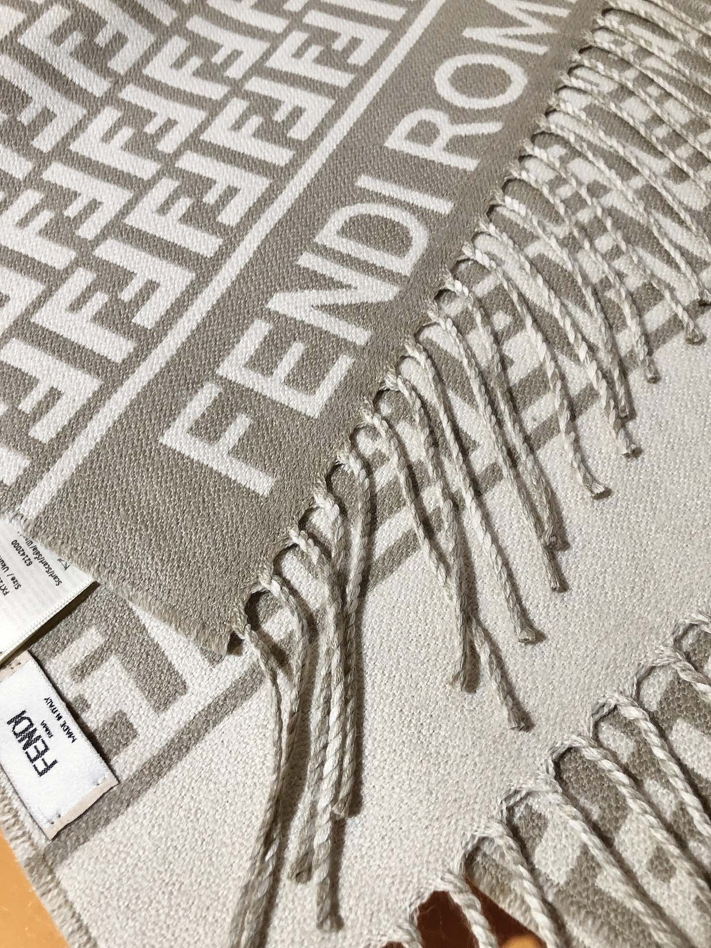 Fendi FF Monogram 180x45cm Grey Beige Wool 136598