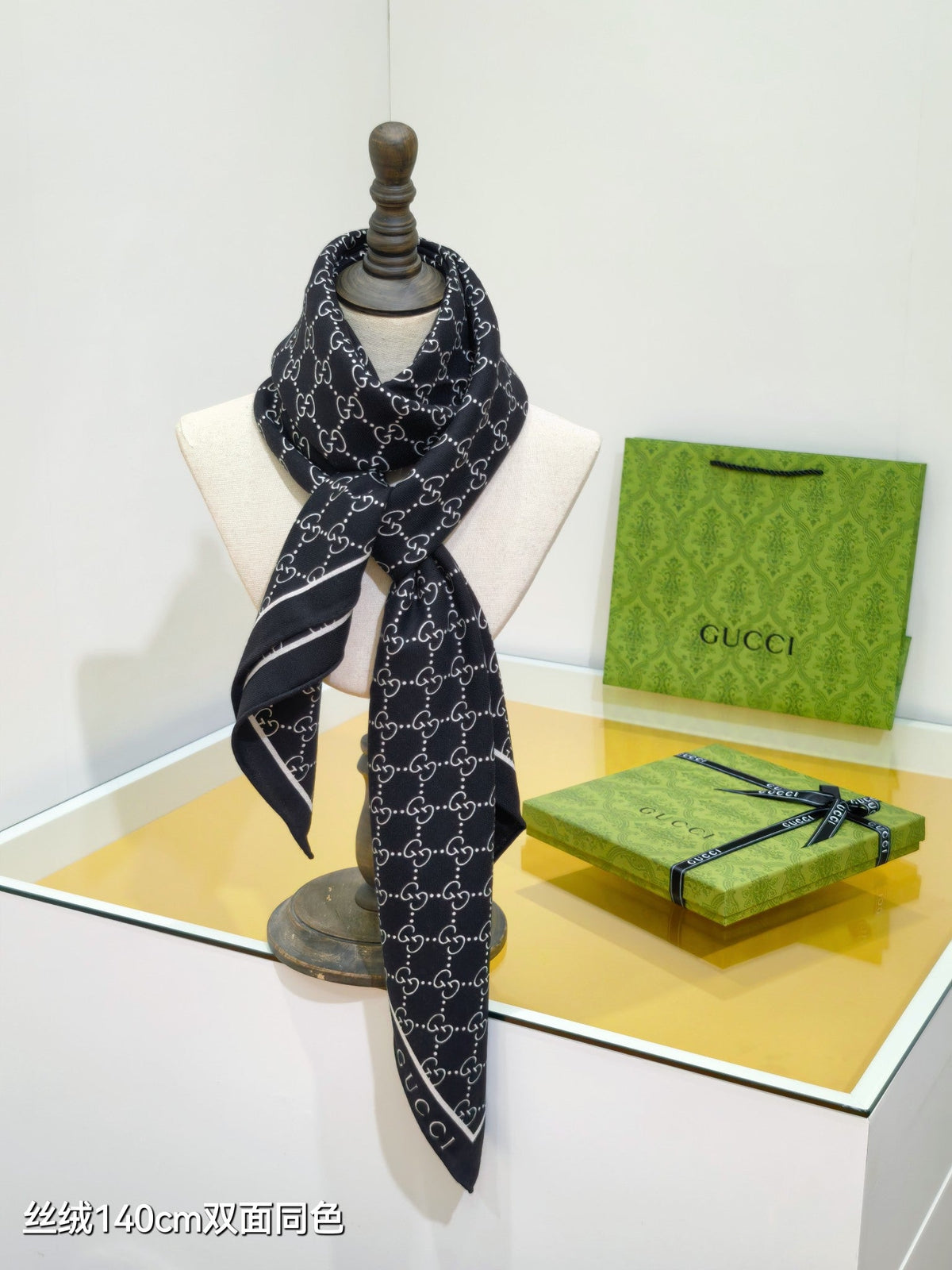 GG Scarf 140x140 Colorful Twill Silk Cashmere 485429