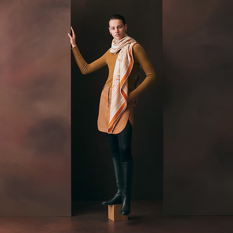 HM 26s Scarf 140 In Cashmere And Silk 468855